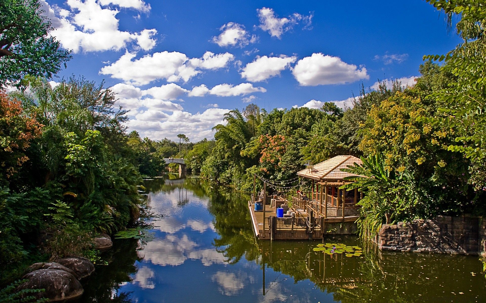 Fiume tropicale con capanna legno, 1920x1200 Full HD+ WUXGA, PC Desktop