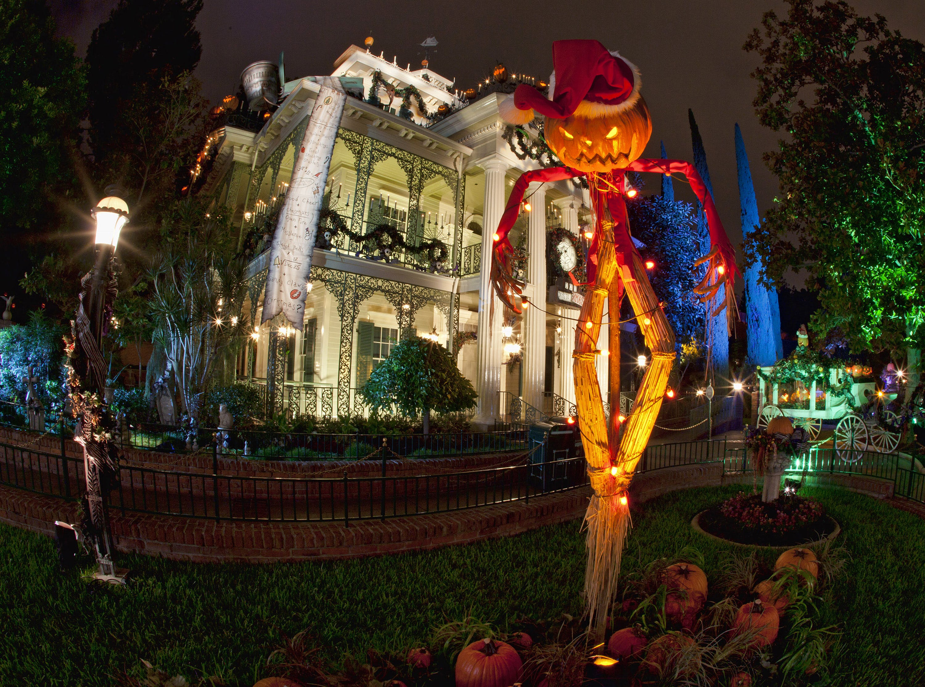 Jack Skellington Haunted Mansion Disneyland, 3000x2228 2K, PC