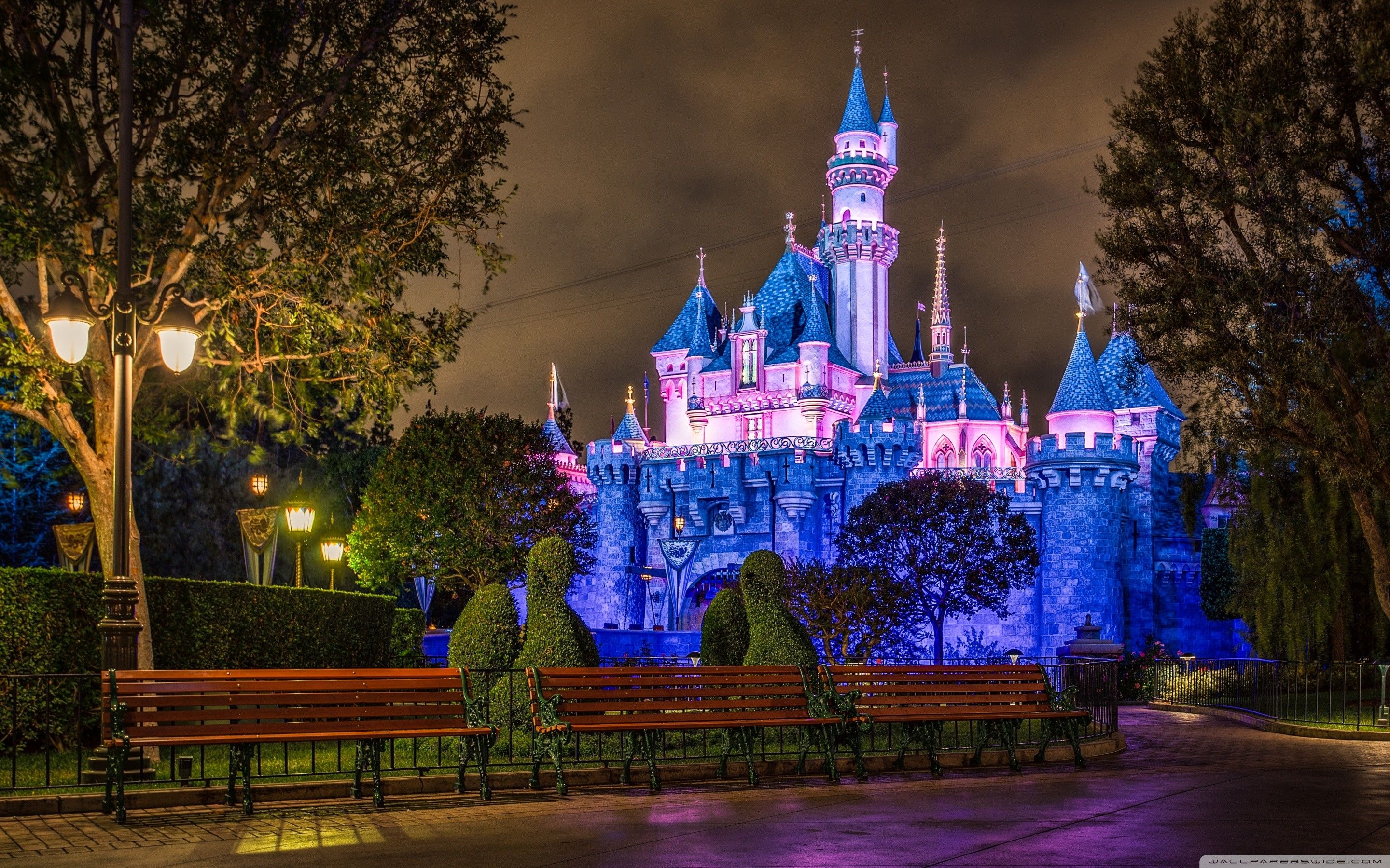 Castello Disneyland con bandiere, 1920x1080 Full HD 1080p, Laptop