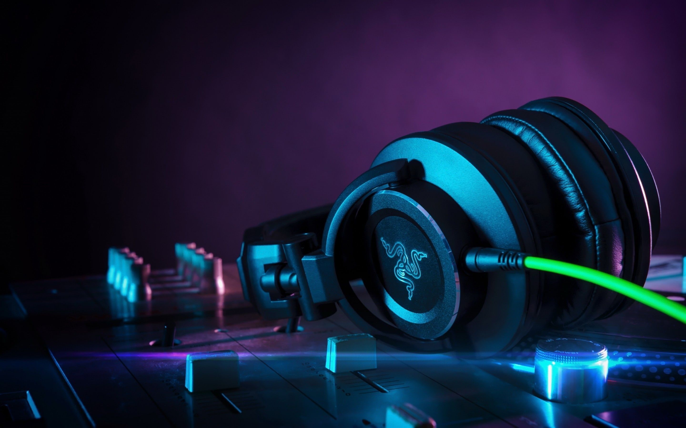 Cuffie Razer gaming neon, periferiche gaming, 2880x1800 2K, PC