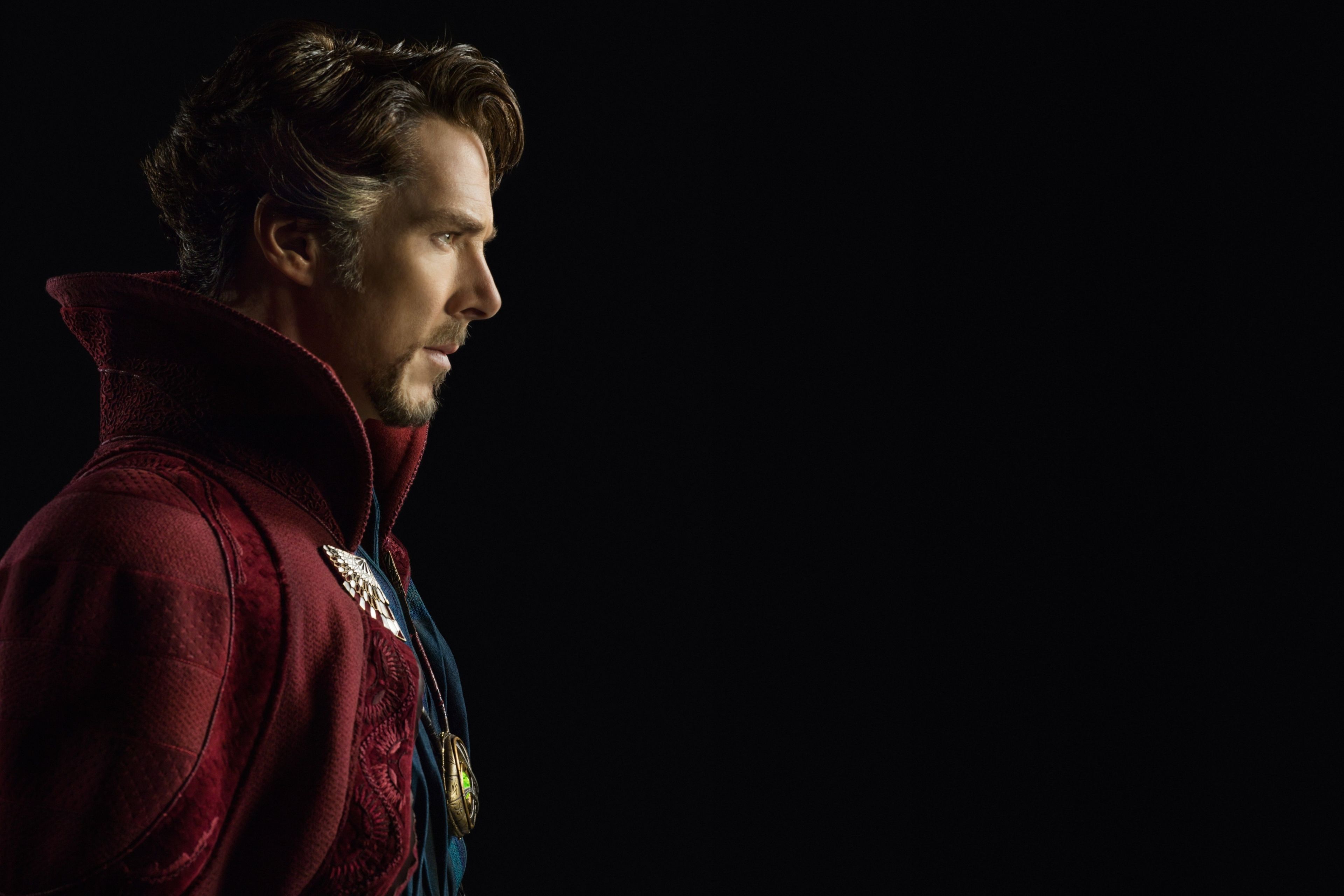 Doctor Strange profilo mantello rosso, 3840x2560 UHD, Monitor Gaming