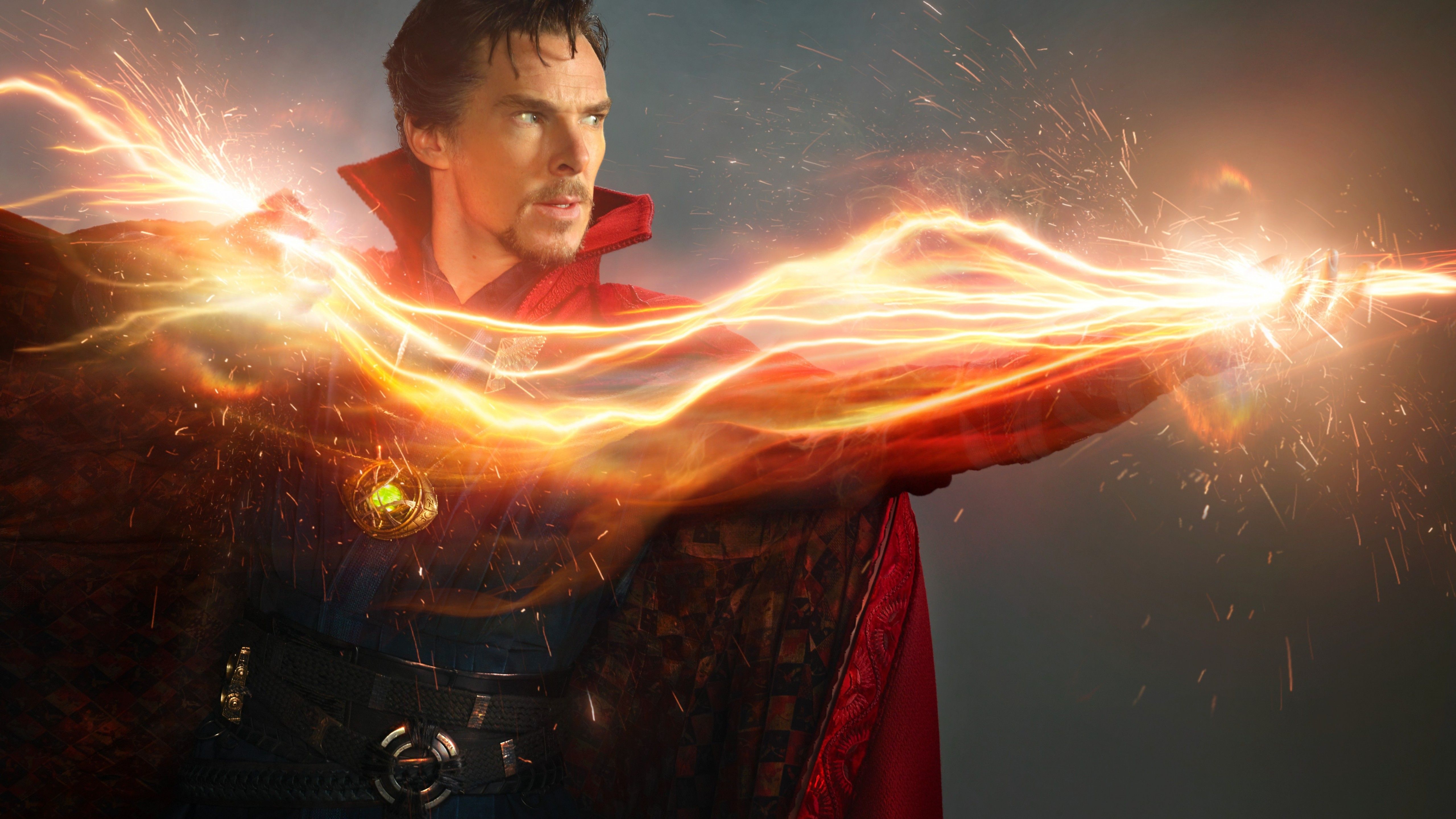 Doctor Strange magia arancione, 5120x2880 UHD, Monitor Gaming