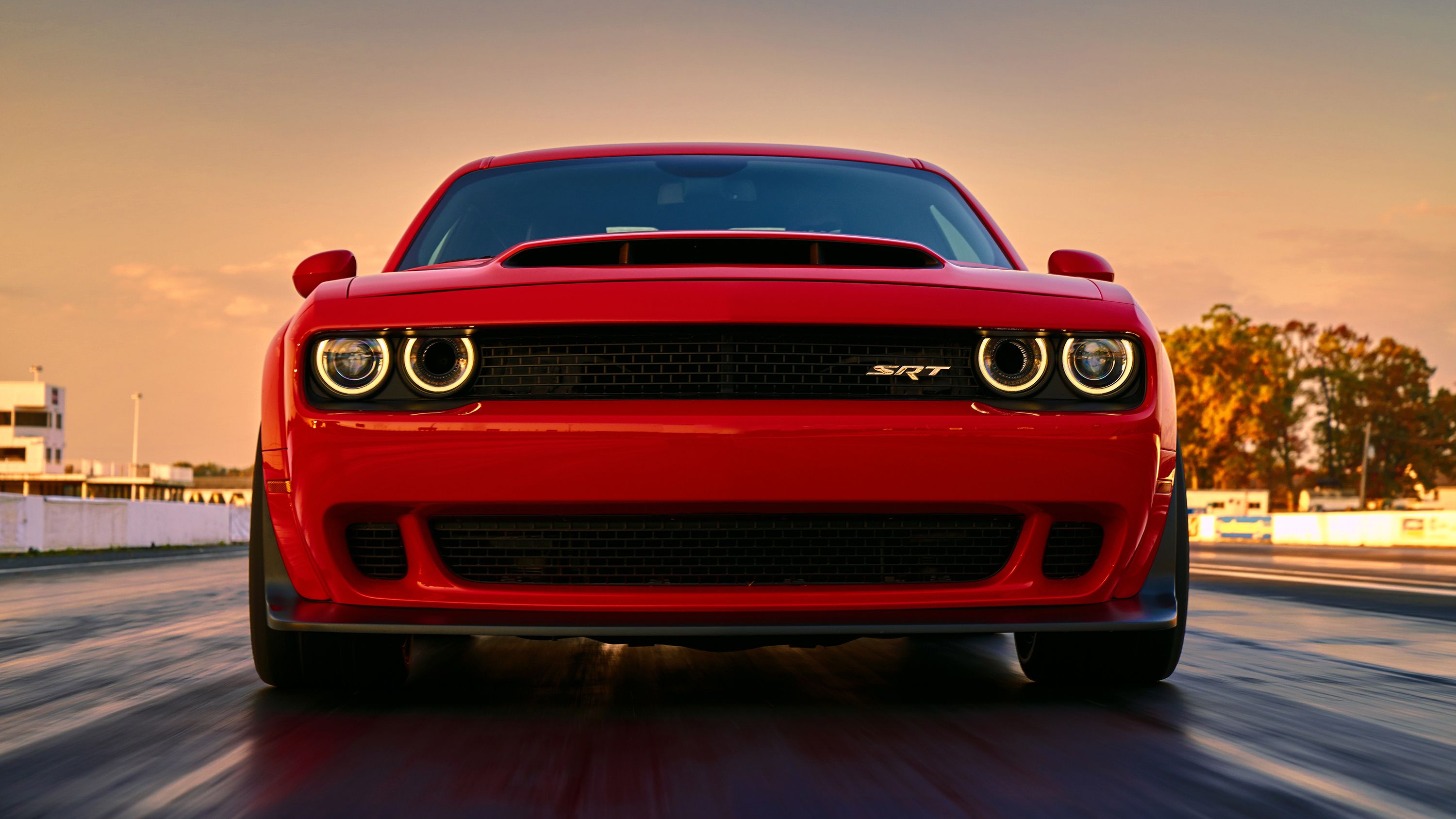 Dodge Challenger SRT Demon rossa, V8 HEMI, 3000x1688 2K+, Desktop