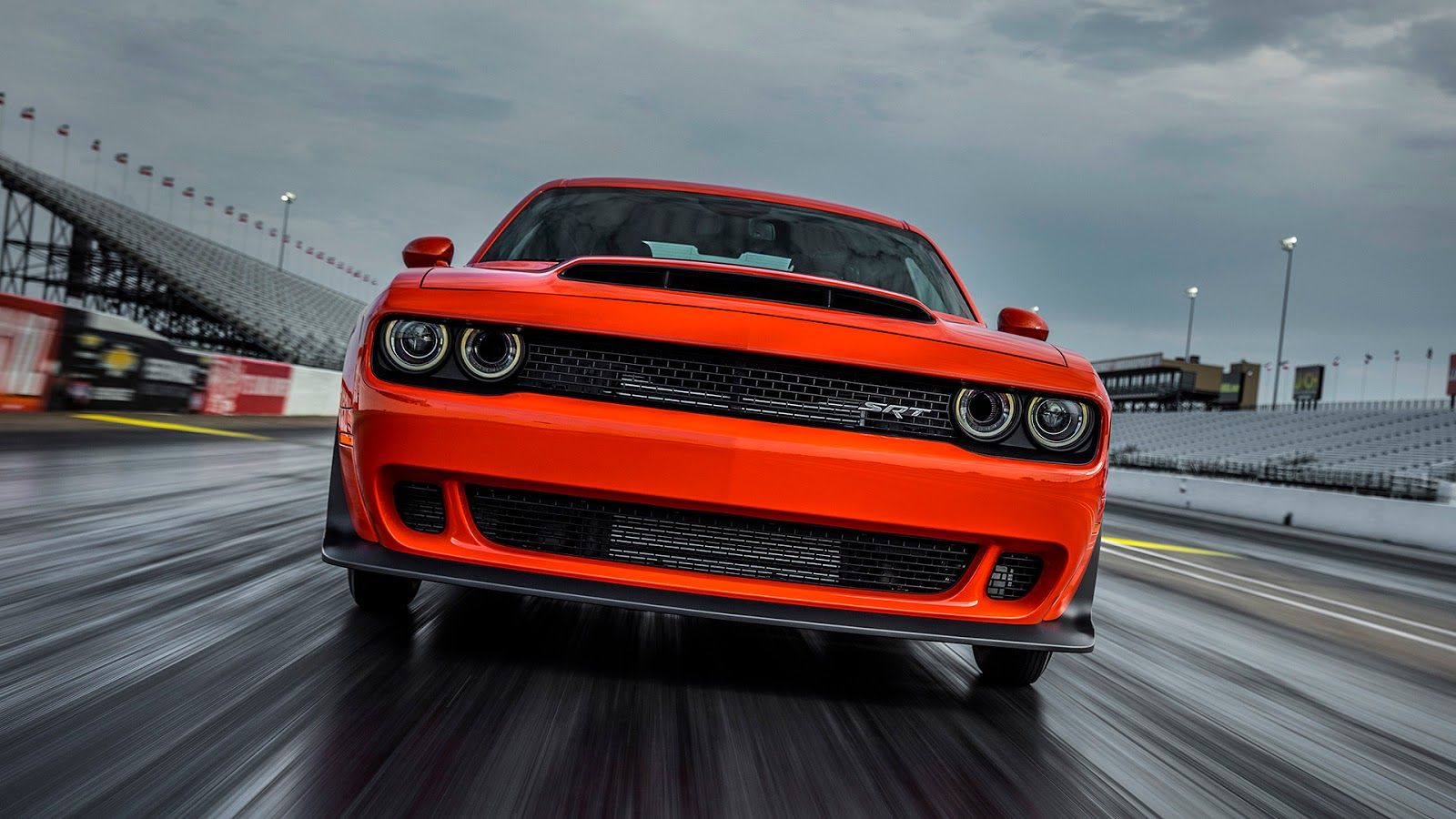 Dodge Challenger SRT arancione, 1600x900 900p, Desktop