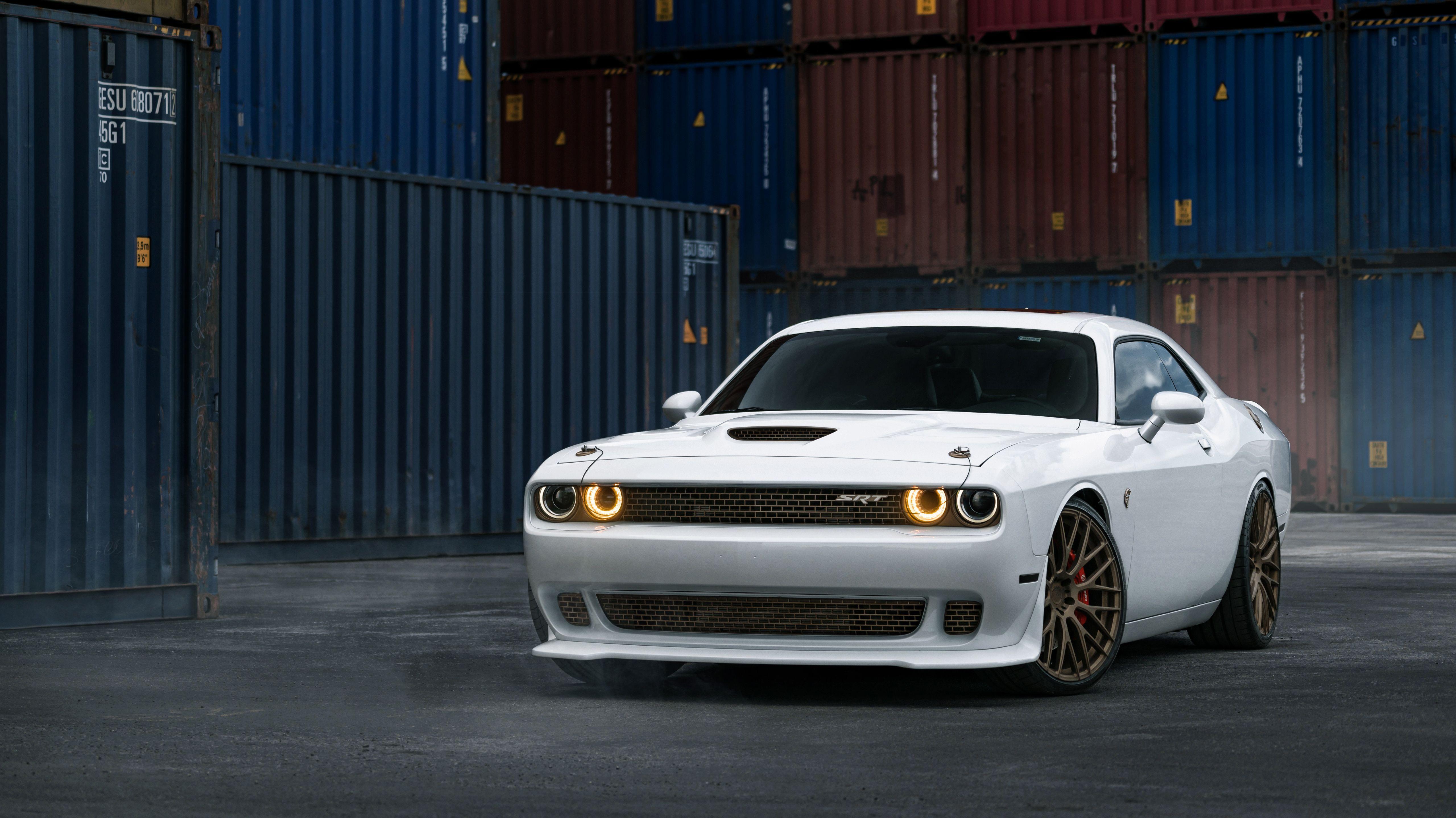 Dodge Challenger SRT bianca, 5120x2880 UHD, PC 4K