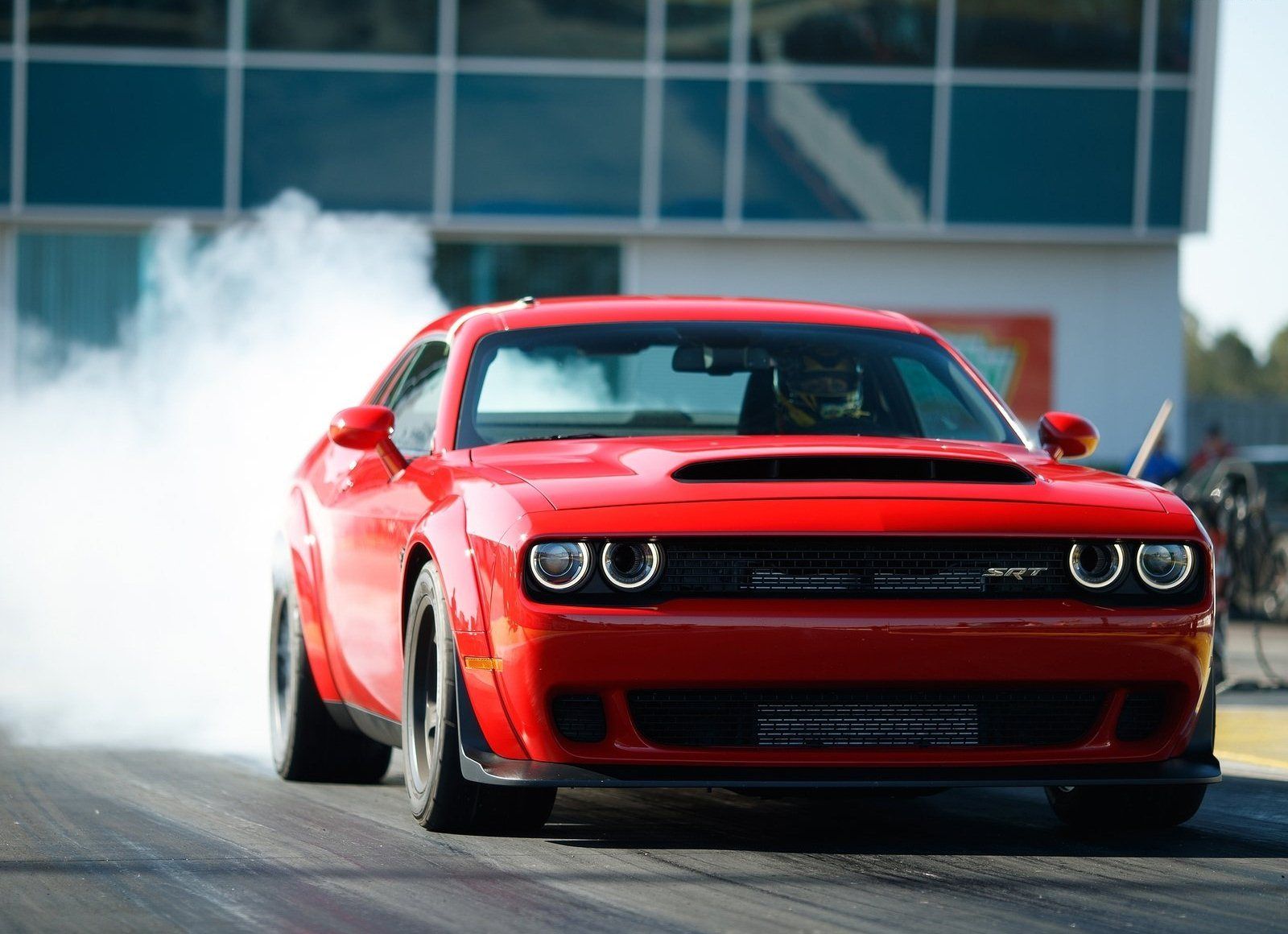 Dodge Challenger Demon rossa, 1600x1160 HD Ready, Desktop