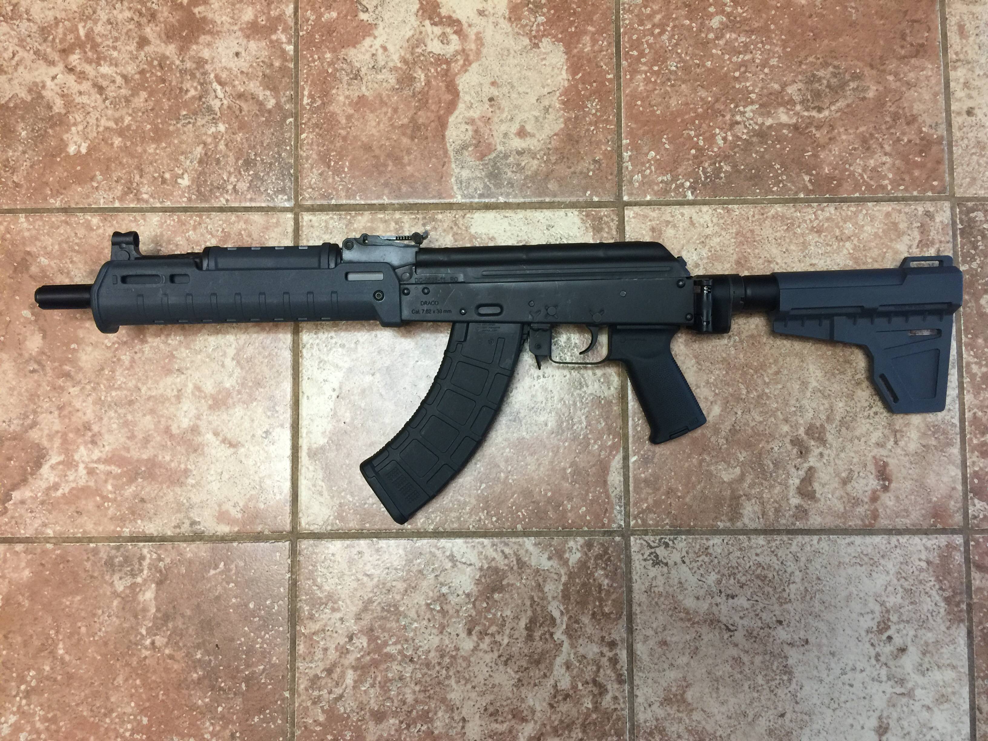 Pistola AK-47 nera, 3264x2448 2K+, Desktop