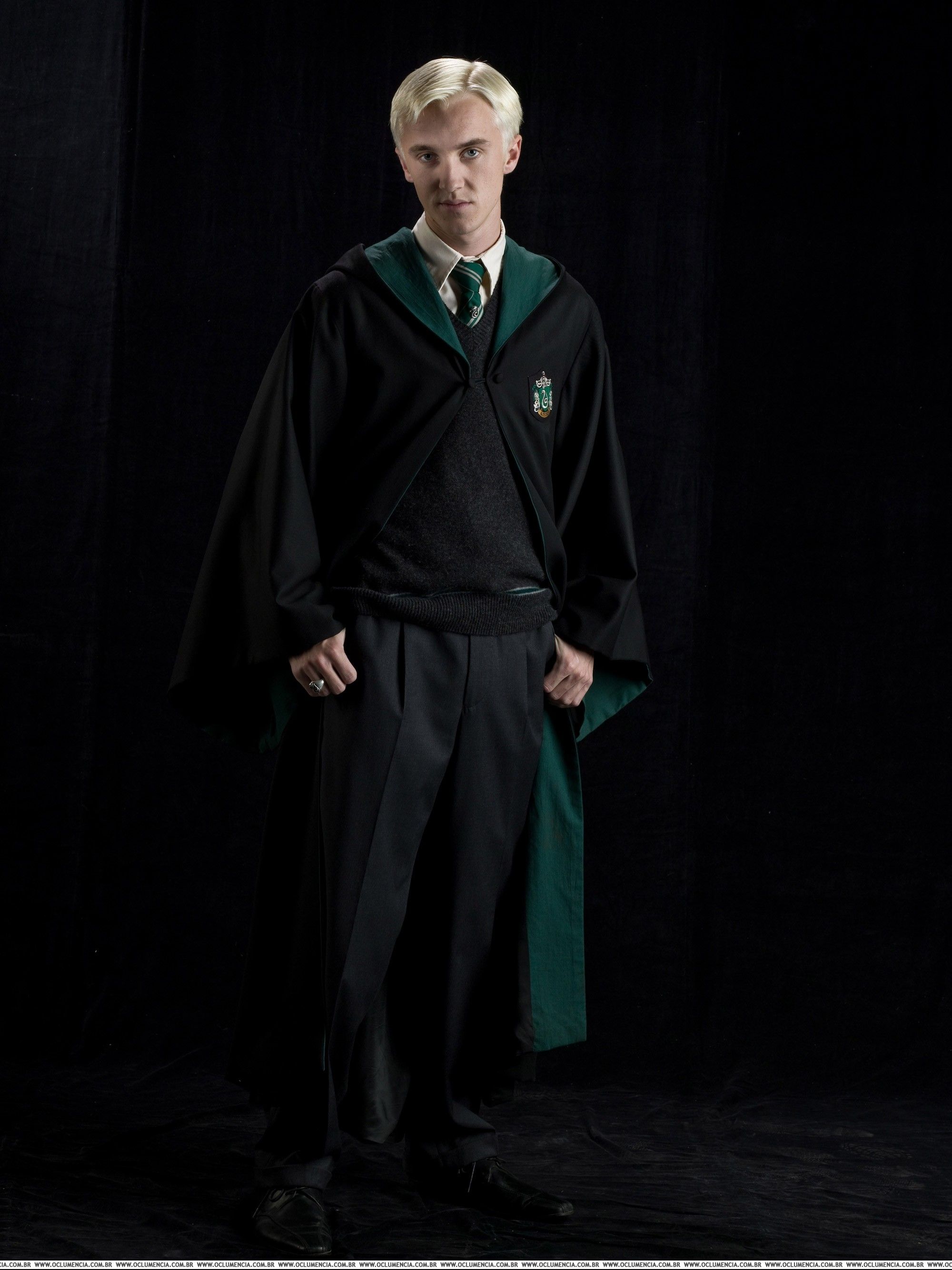 Newt Scamander con valigia magica, 720x1280 Verticale, Mobile