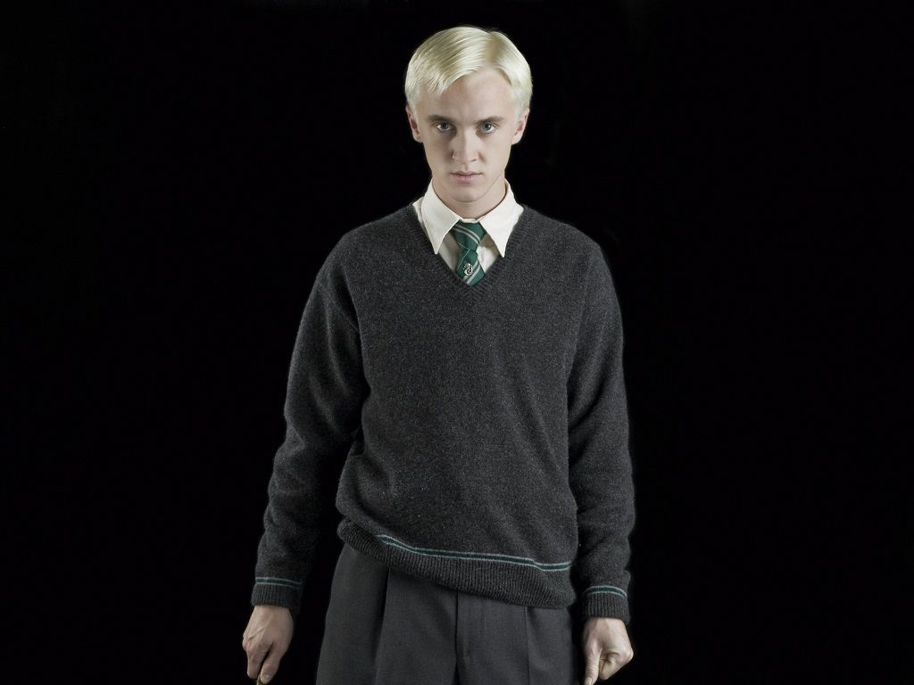 Draco Malfoy uniforme Hogwarts, scuola di magia, 1024x768 HD, Desktop