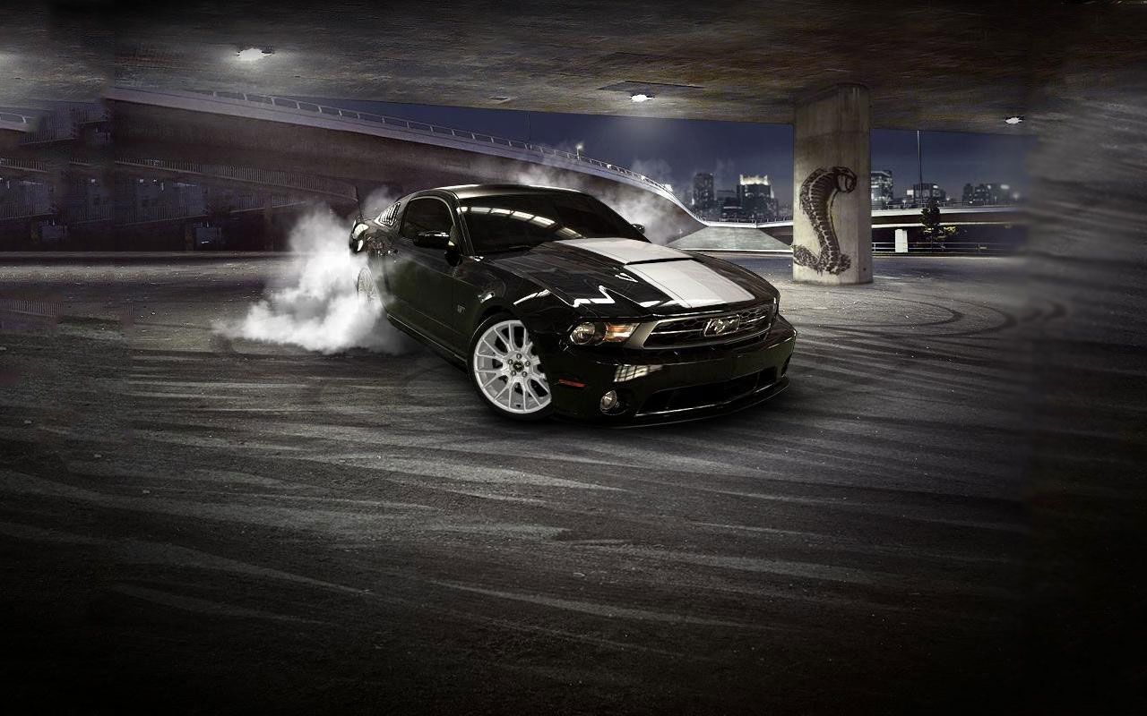 Ford Mustang nera in drift, 1280x800 720p, PC
