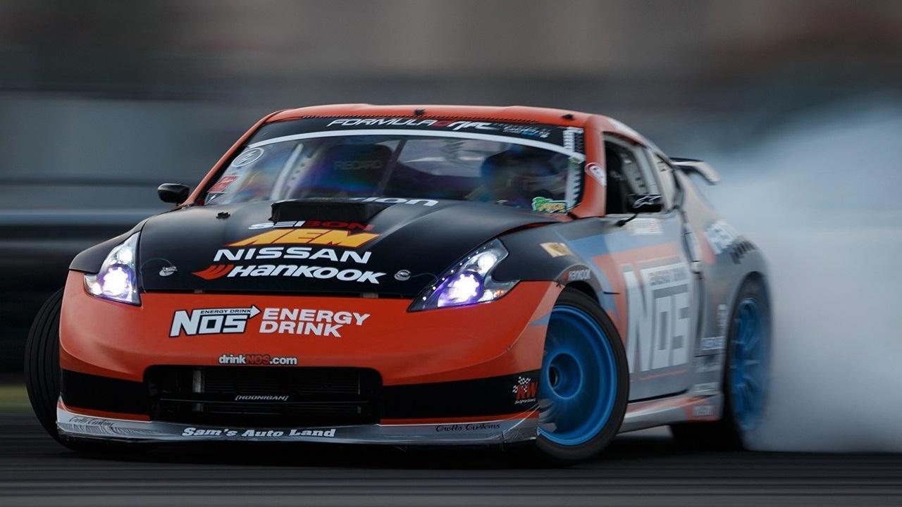 Nissan 350Z drifting arancione, 1280x720 720p, Laptop