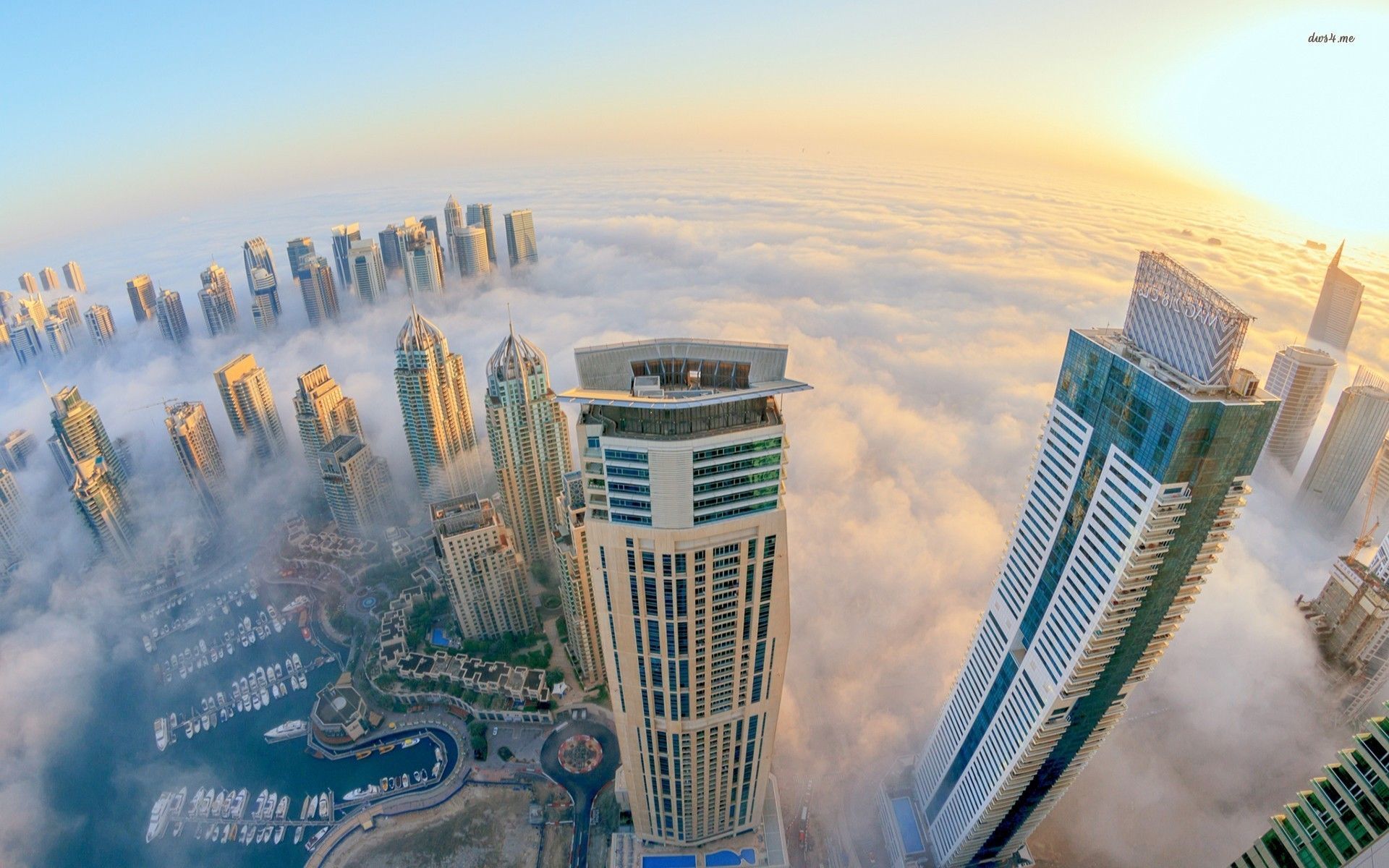 Grattacieli Dubai sopra le nuvole, 1920x1200 WUXGA, Desktop