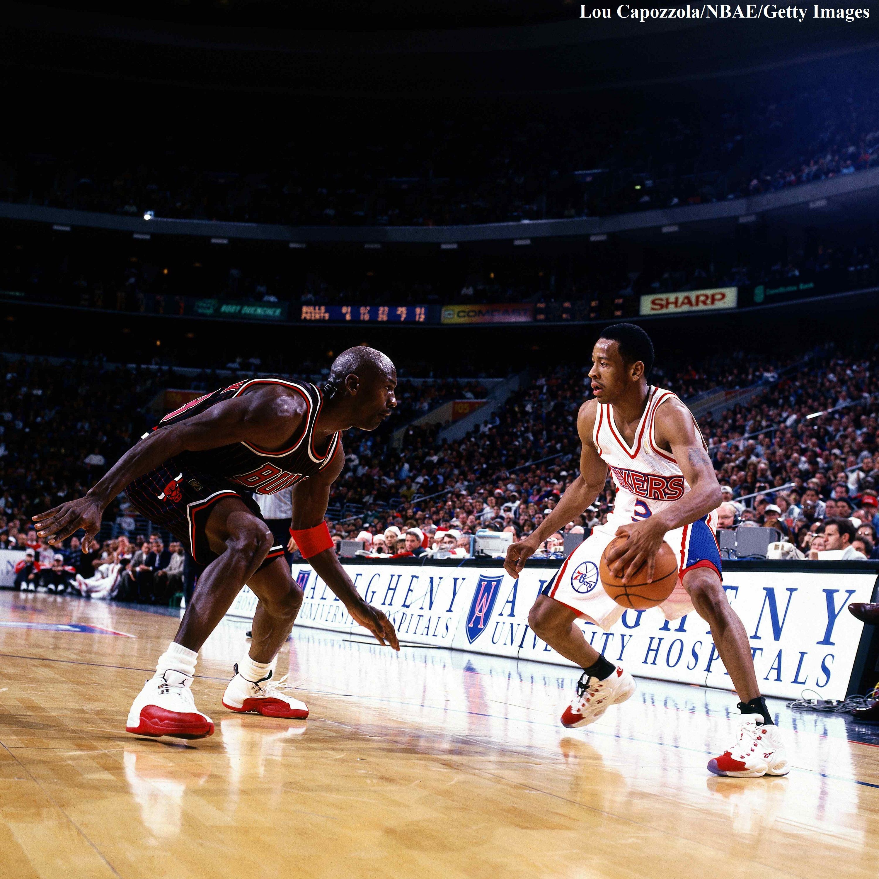 Giocatore basket Sixers palleggio, 2880x1800 2K+, Desktop