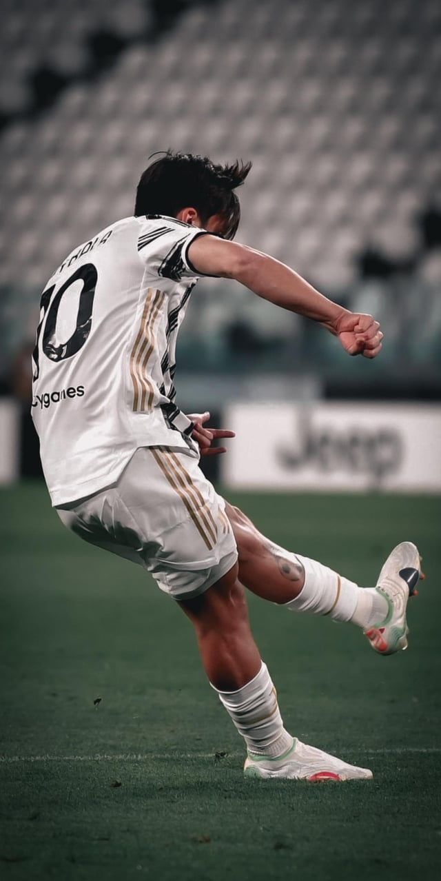 Dybala calcia pallone Juventus, 640x1278 Full HD Verticale, Smartphone