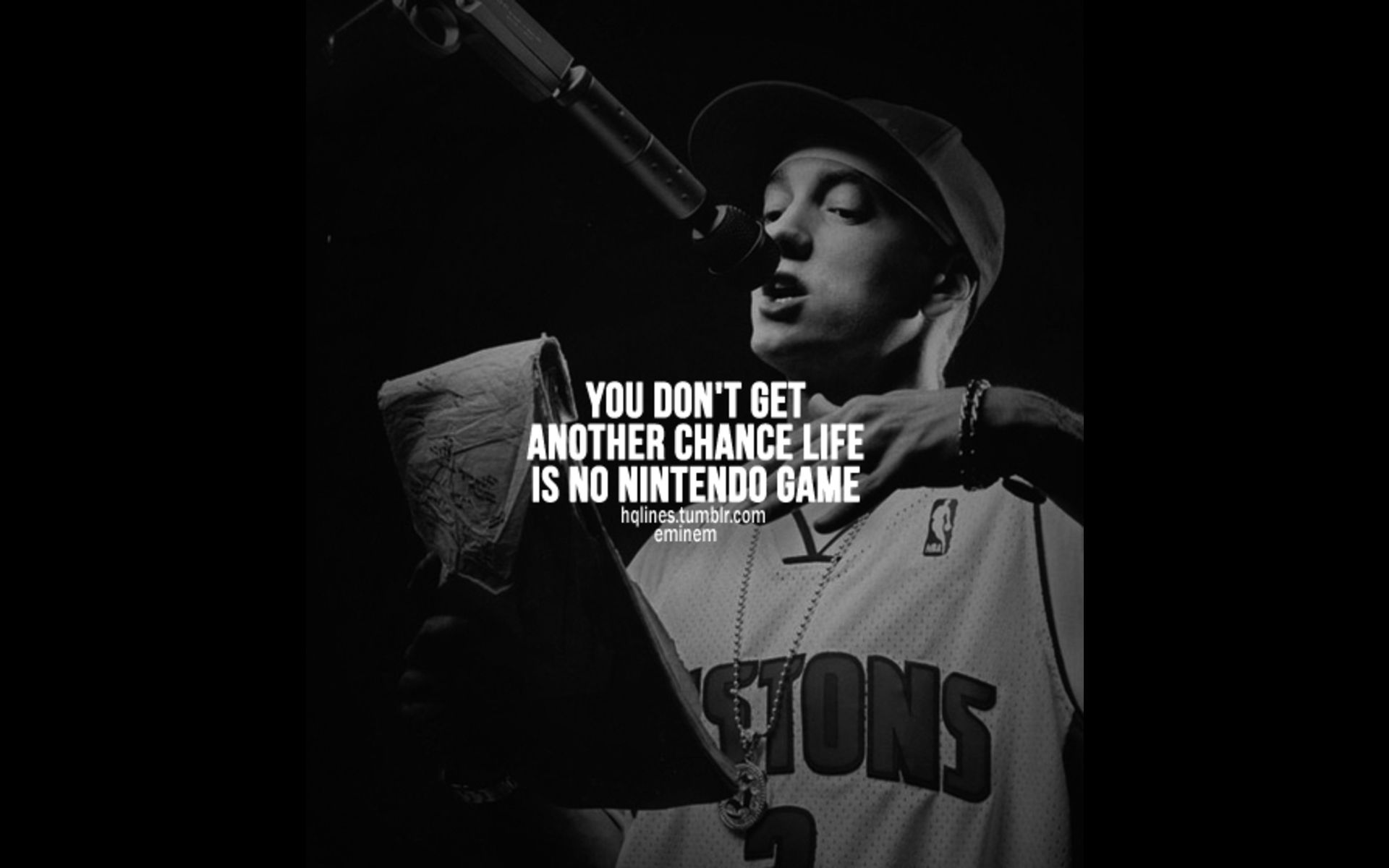 Eminem al microfono, bianco e nero, 1920x1200 Full HD+ WUXGA, Laptop