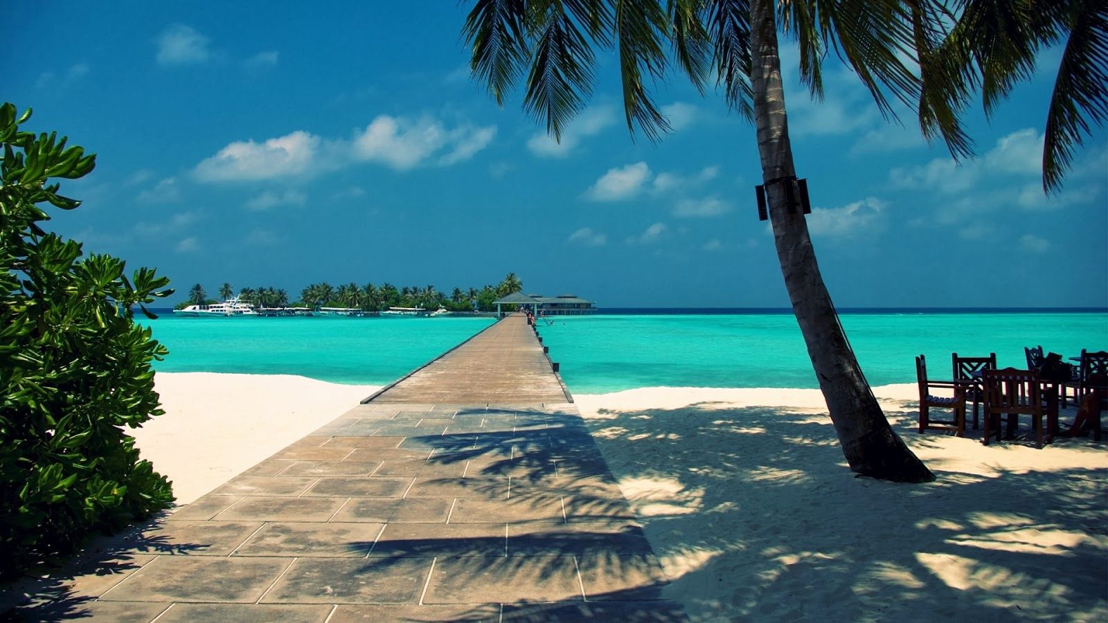 Spiaggia tropicale con molo, 1600x900 HD, Desktop