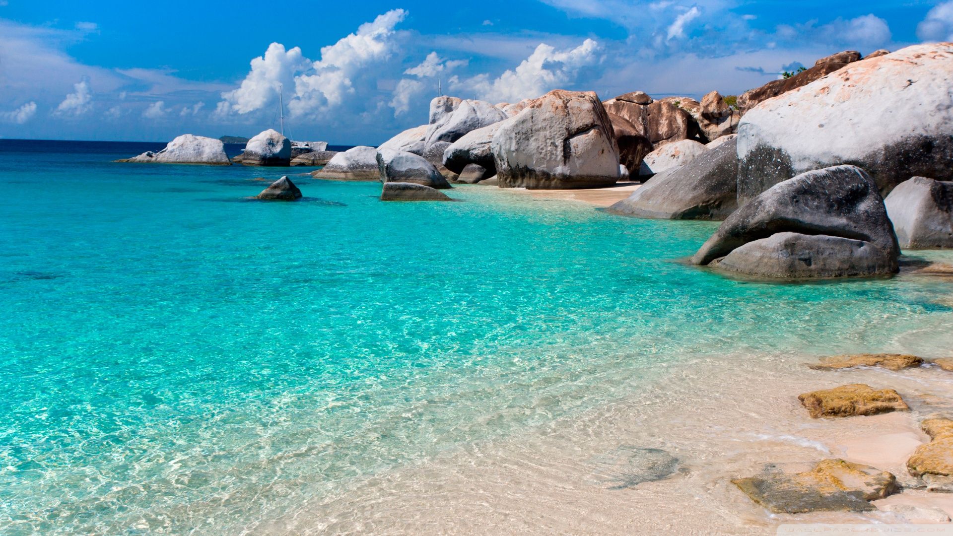 Piscina tropicale con capanne palme, 1920x1080 1080p, Desktop