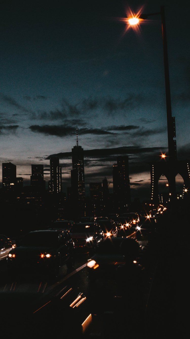 Skyline urbano al tramonto notturno, 750x1334 Full HD Verticale, iPhone