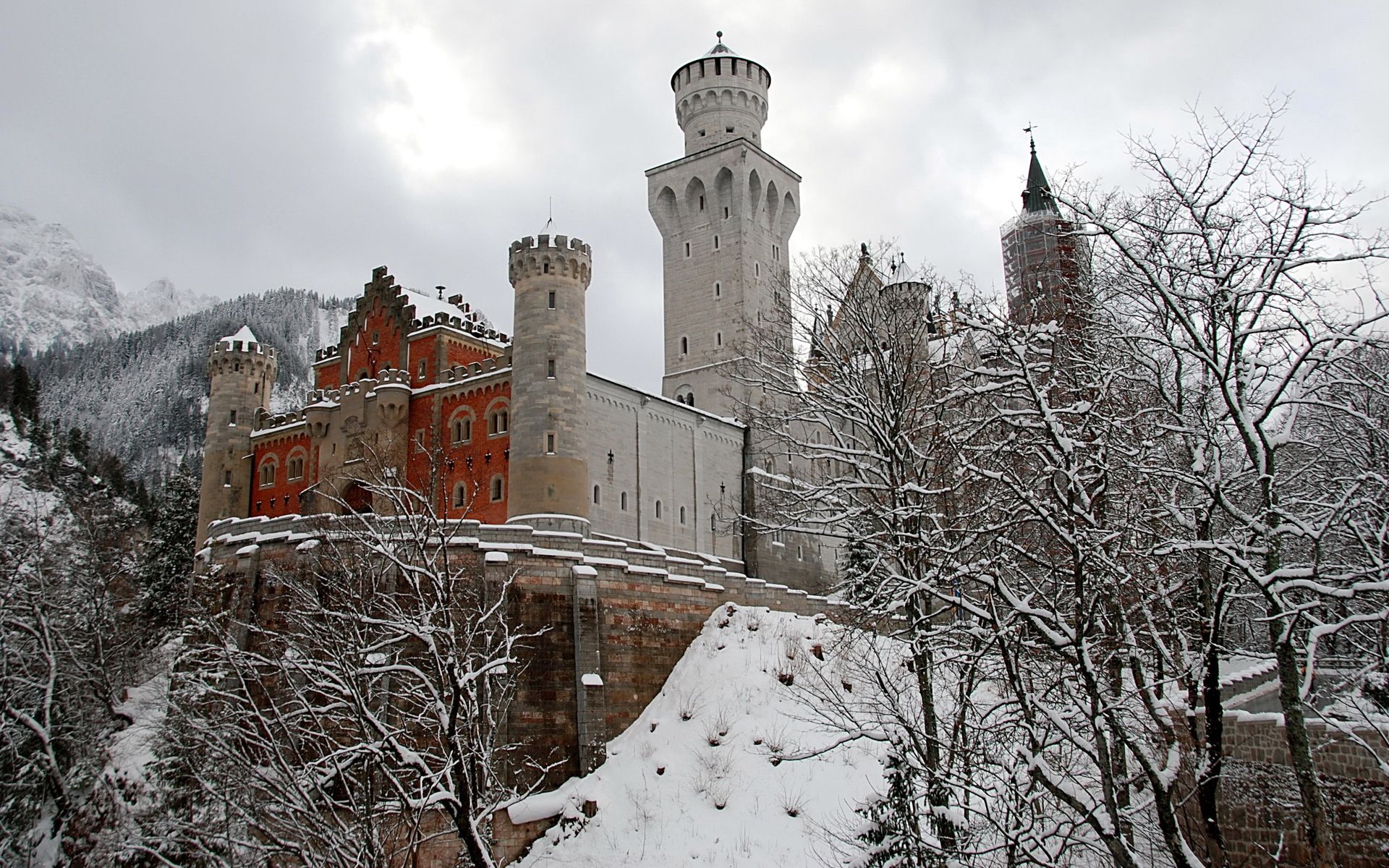 Castello Neuschwanstein innevato inverno, 1920x1200 Full HD+, PC Desktop