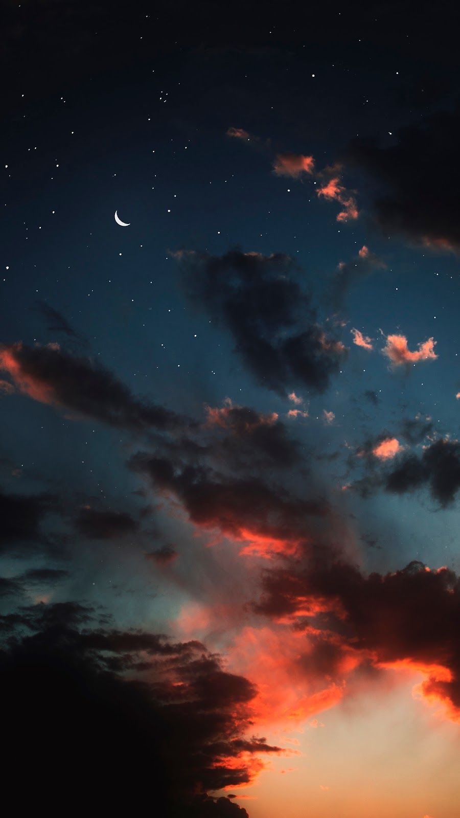 Cielo notturno con luna e nuvole, 900x1600 Full HD Verticale, iPhone