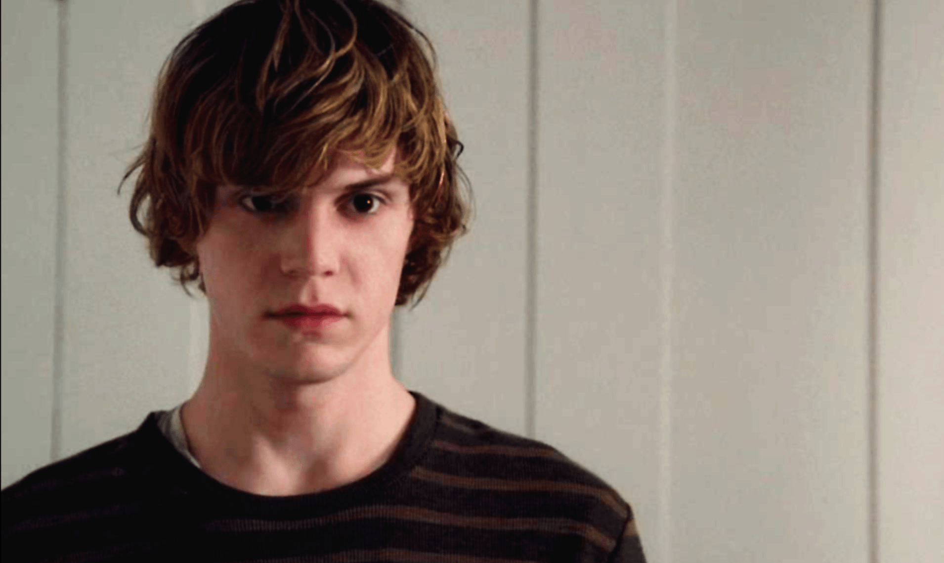 Evan Peters sorridente, interno, 1920x1080 Full HD 1080p, PC Desktop