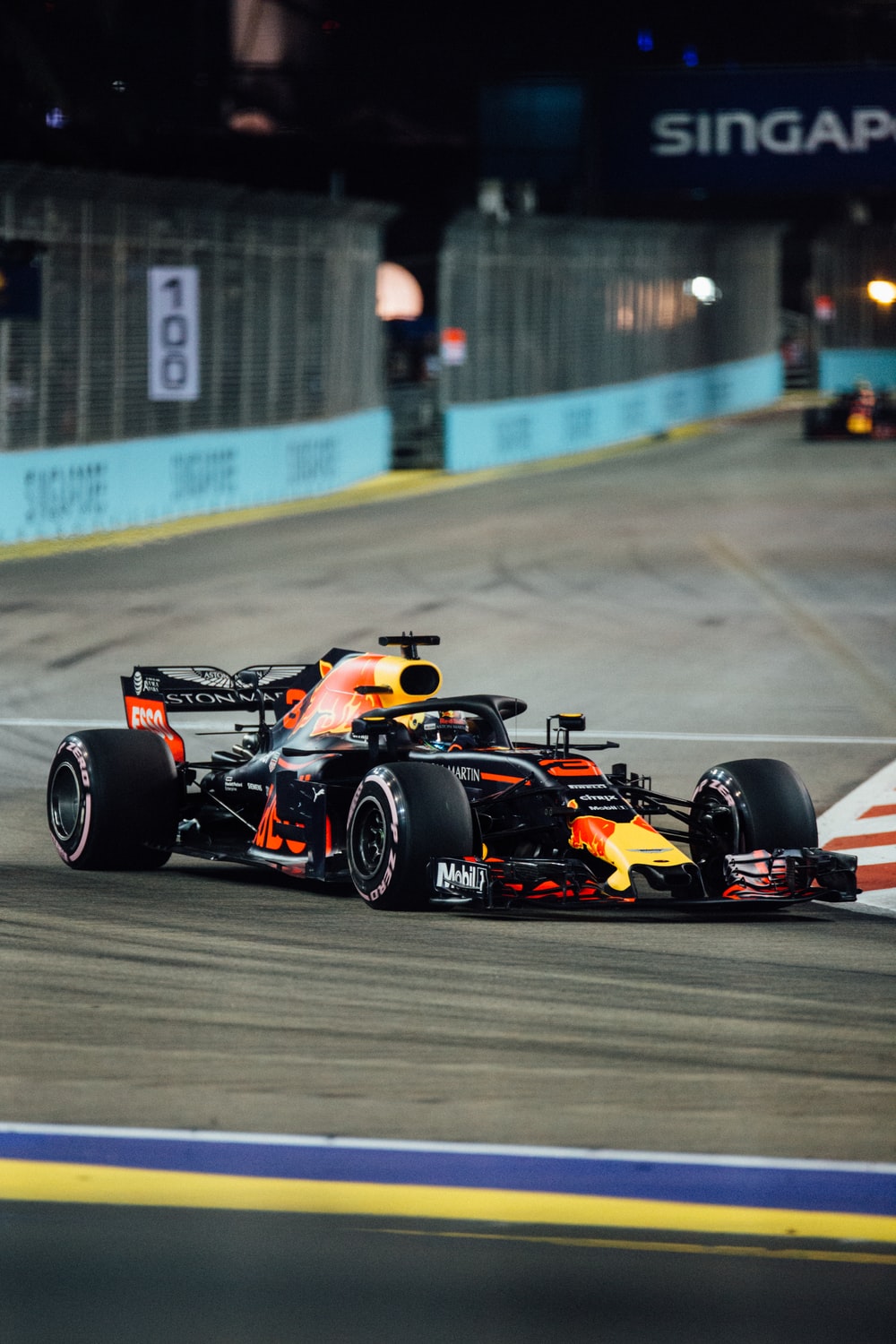 Auto Red Bull F1 Singapore, 1000x1500 Verticale, Mobile