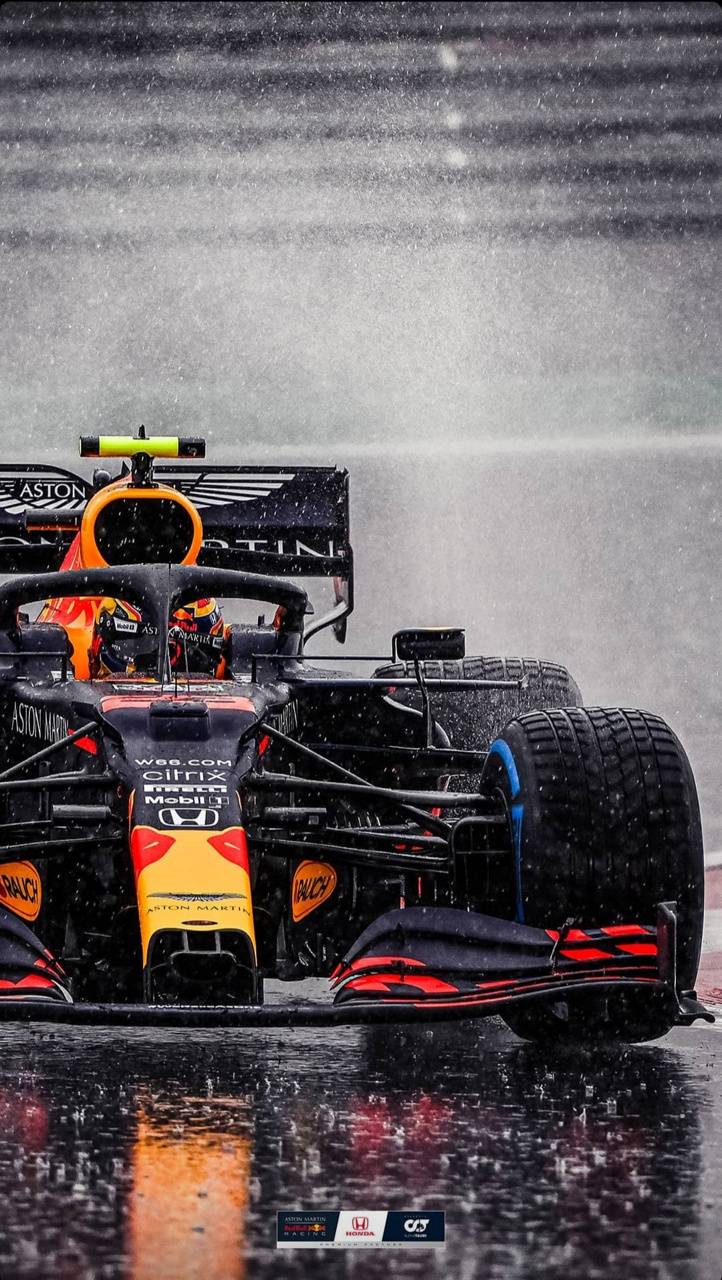 Auto F1 Red Bull pioggia, 722x1280 Full HD Verticale, Smartphone