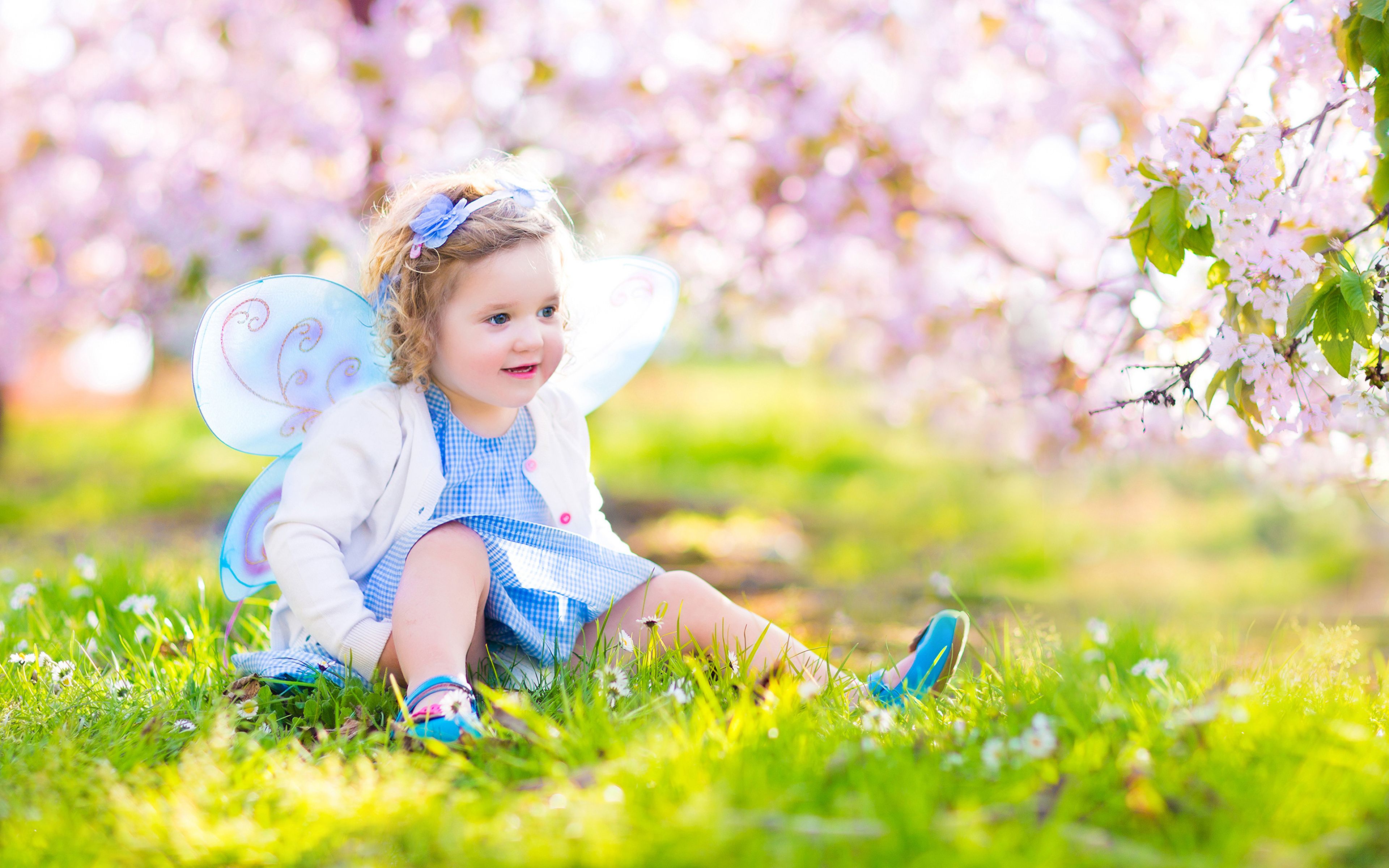 Bambina con ali di fata, 3840x2400 Ultra HD, Monitor 4K