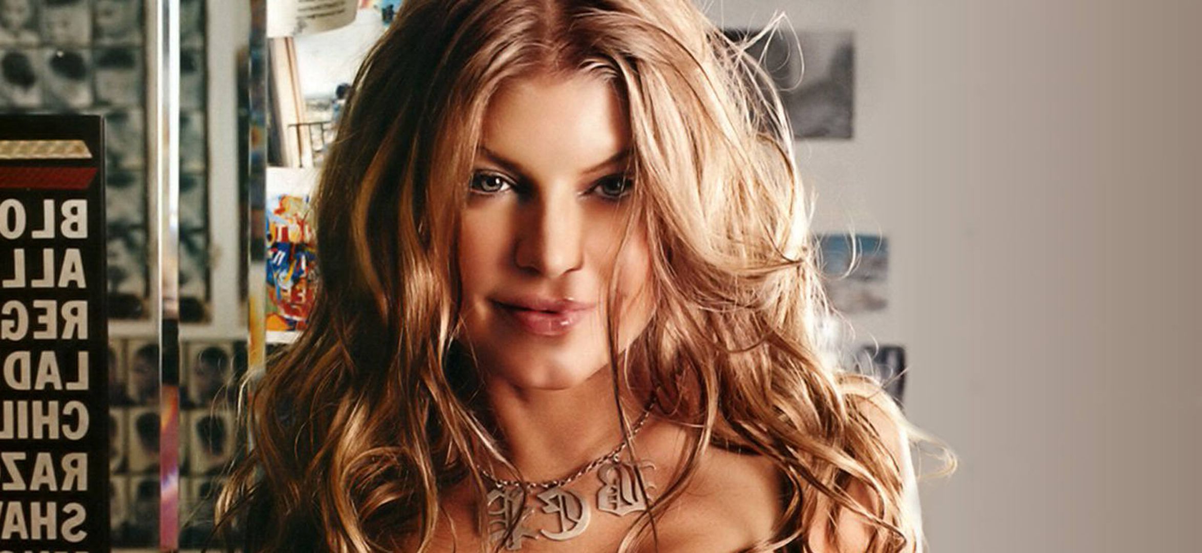 Donna mora occhi azzurri, 2048x1280 Hi-Res, Laptop