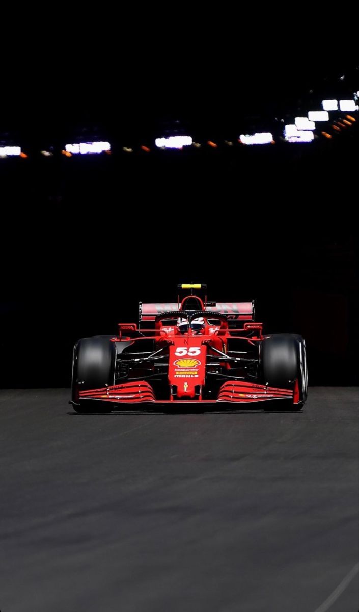 Auto Ferrari F1 rossa, 705x1200 Verticale, Telefono