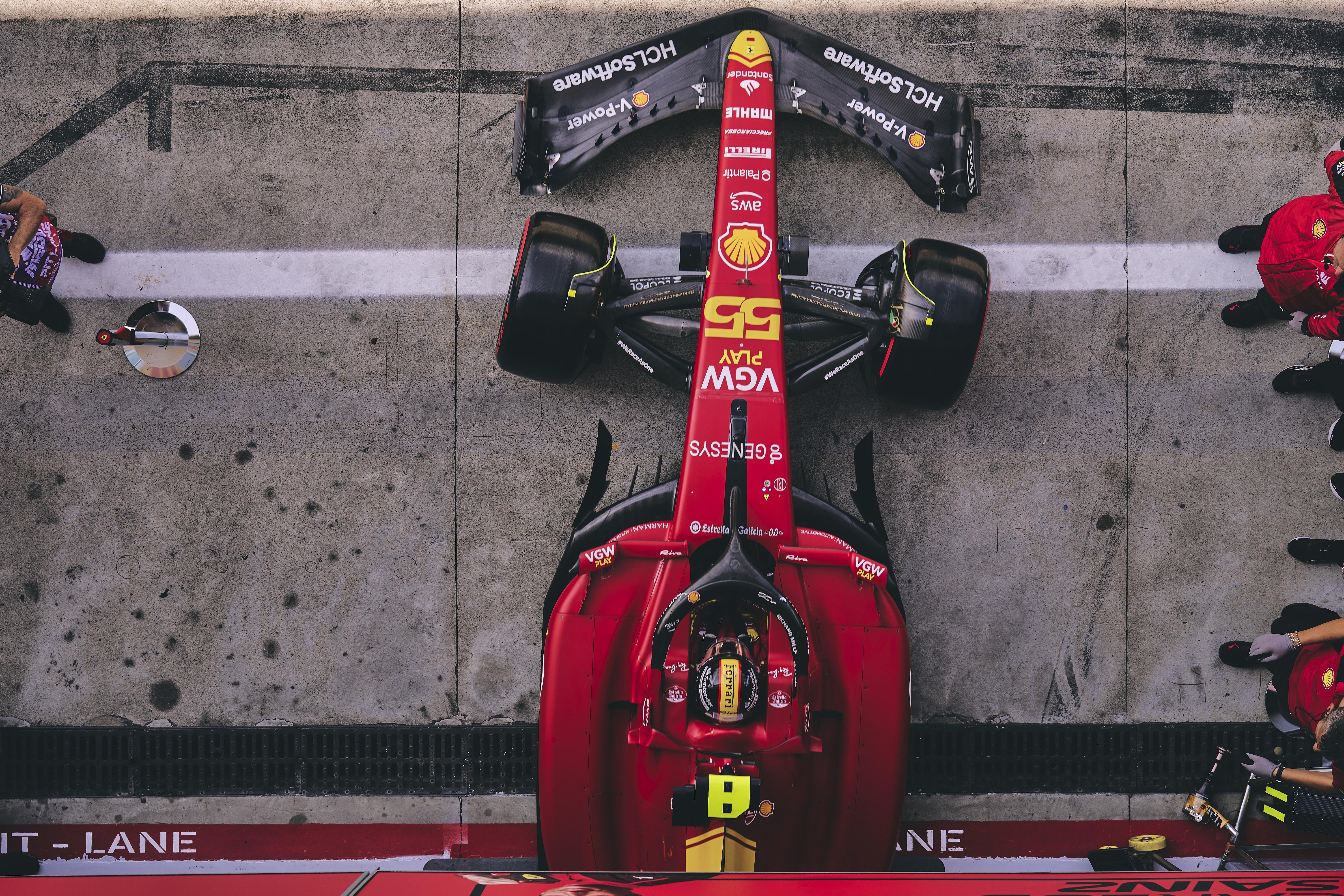 Ferrari F1 vista dall'alto, 6000x4000 UHD, Monitor 4K
