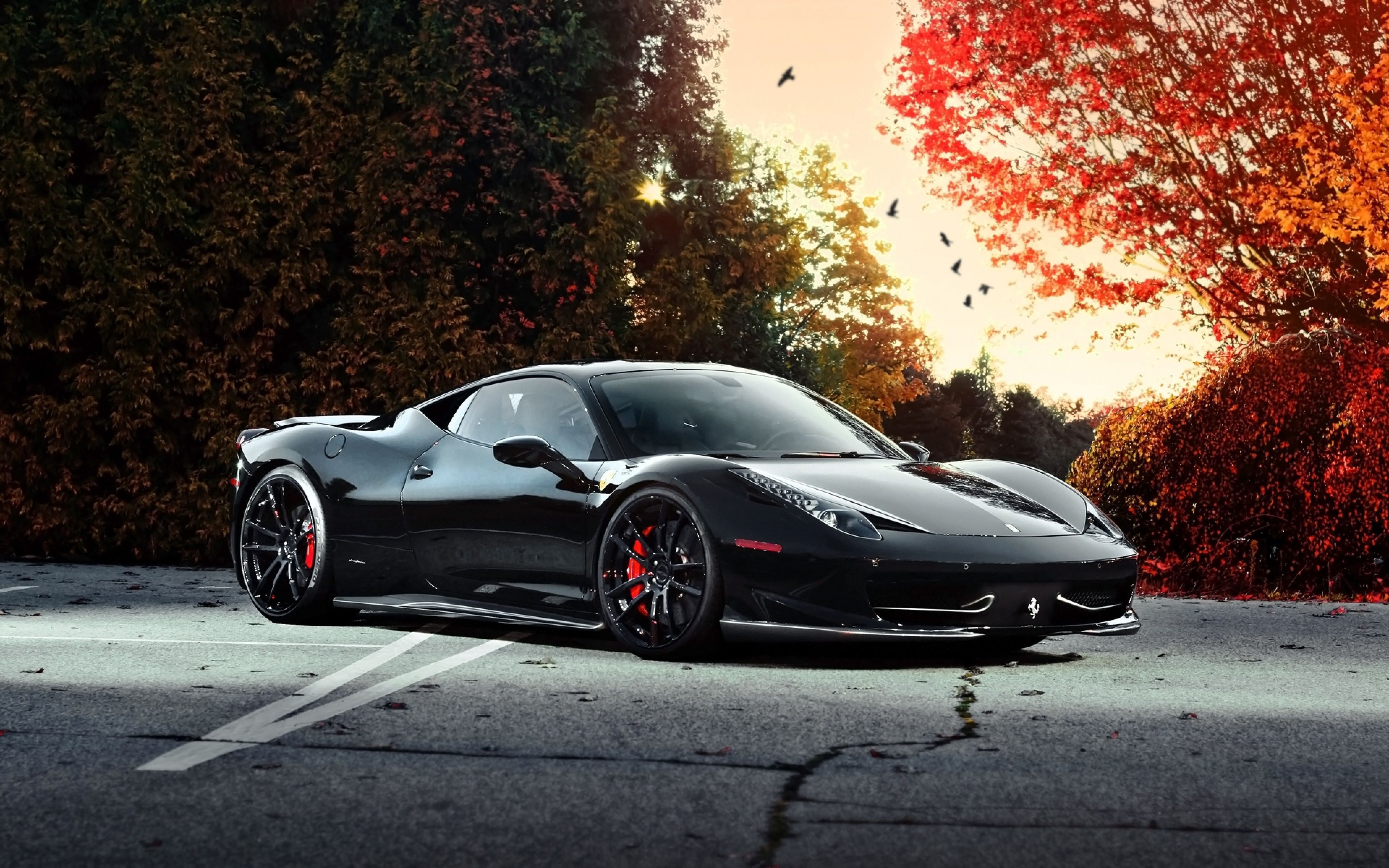 Ferrari nera su strada, 3840x2400 4K Ultra HD, Monitor 4K