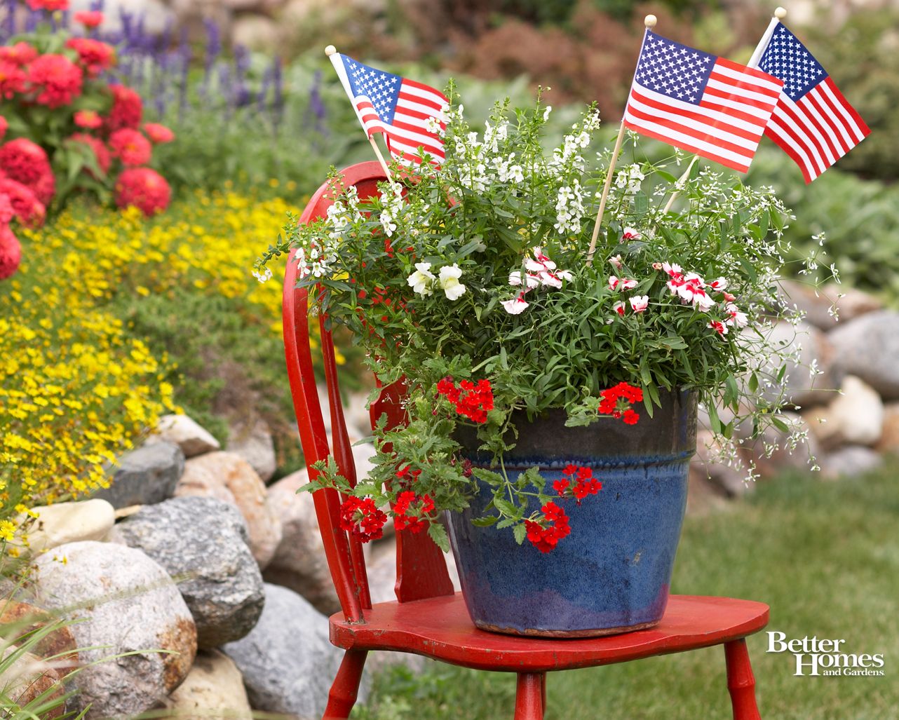Vaso fiori bandierine americane, 1282x1027 720p, Laptop