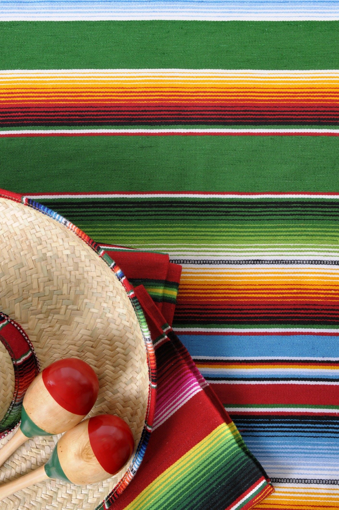 Sombrero e maracas su coperta messicana, 1412x2126 Verticale, Mobile