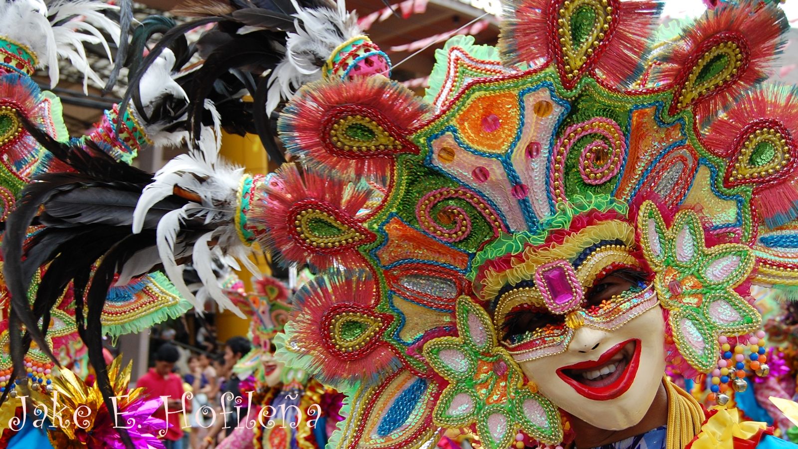 Maschera festival MassKara colorata, 1600x900 HD Ready, PC Desktop