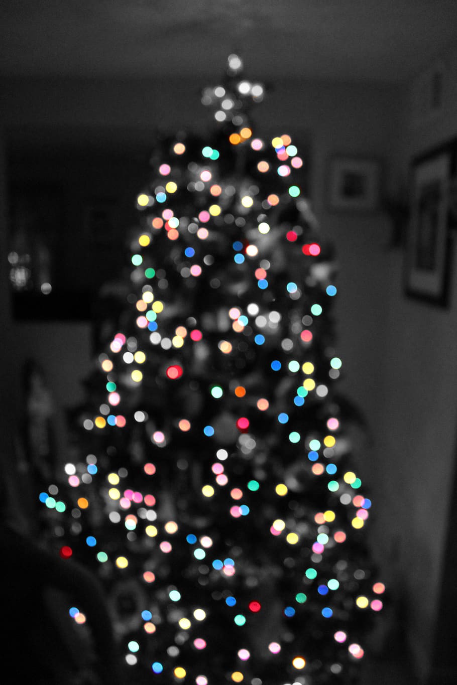 Albero di Natale bokeh colorato, 910x1365 Full HD Verticale, iPhone