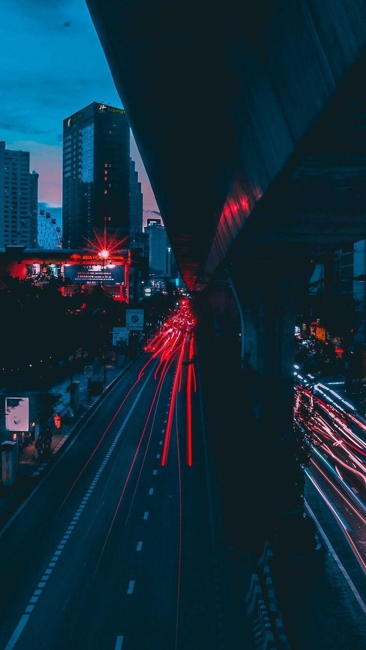 Città notturna scie luminose rosse, 736x1308 Full HD Verticale, iPhone