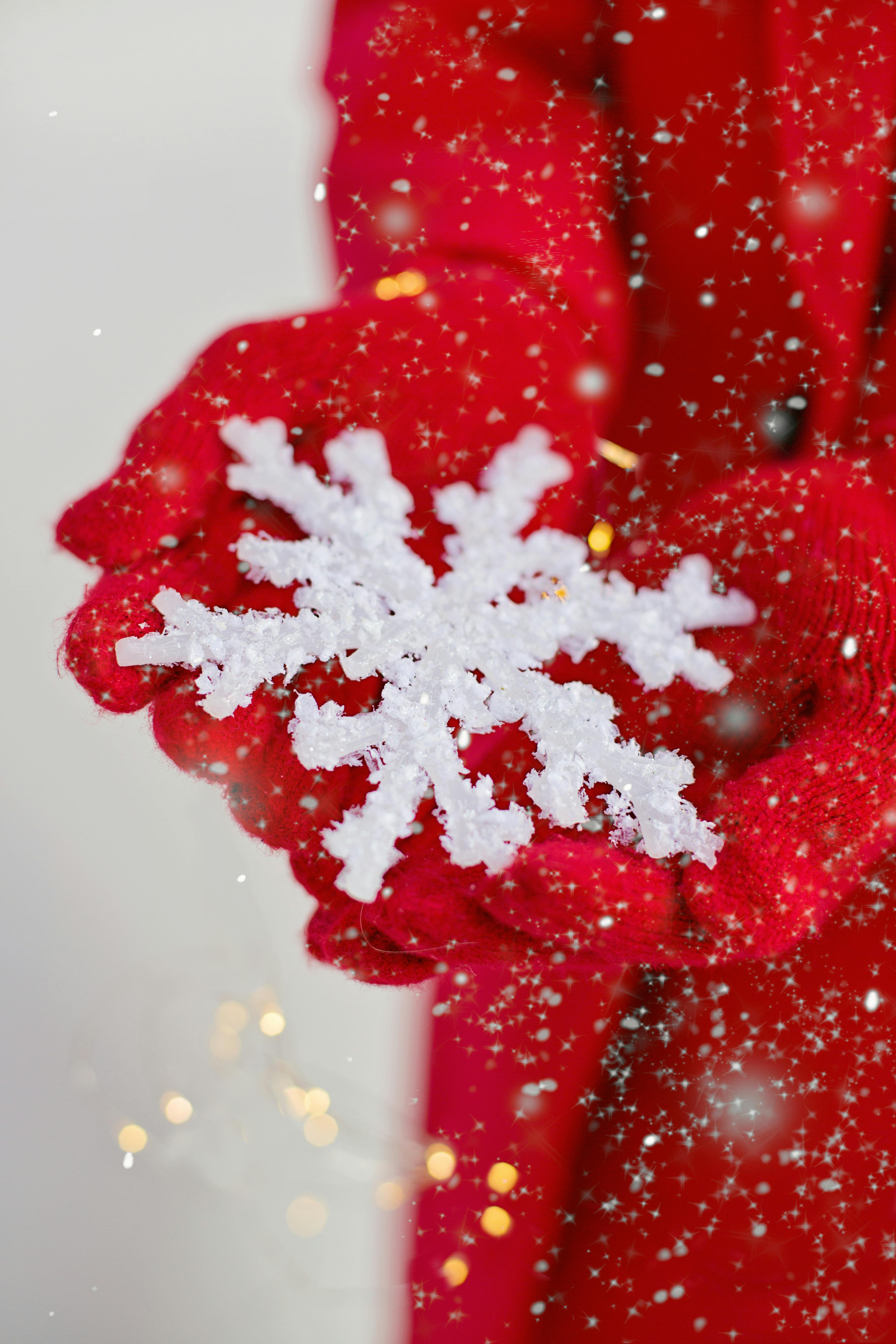 Guanti rossi con fiocco neve, 3840x5760 Full HD Verticale, iPhone