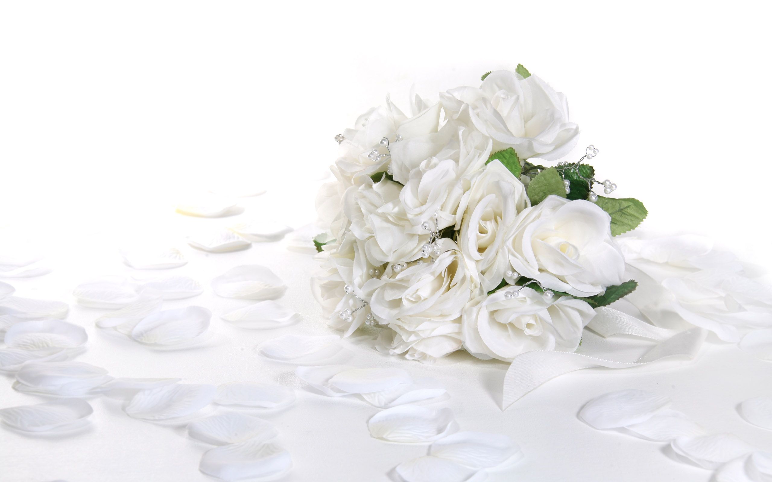 Bouquet rose bianche petali, 2560x1600 WQXGA, PC
