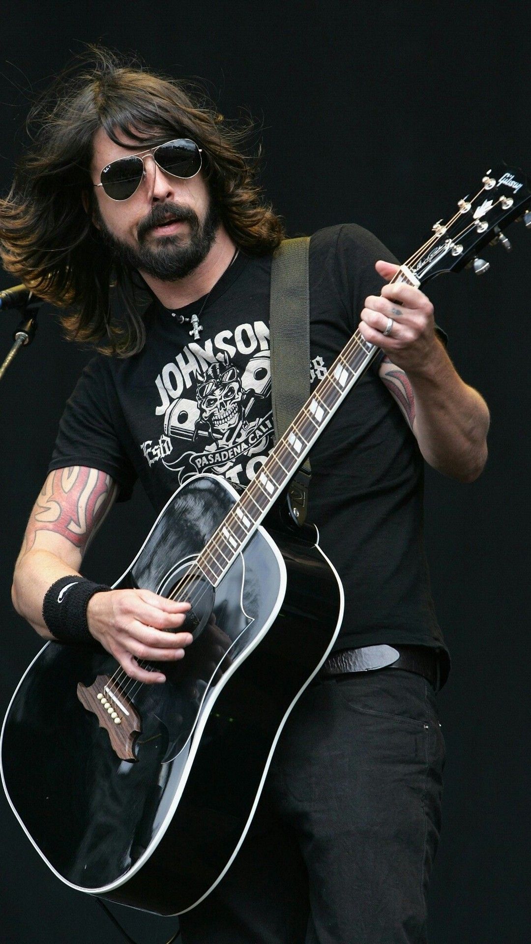 Dave Grohl con chitarra, 1080x1920 Full HD Verticale, Smartphone