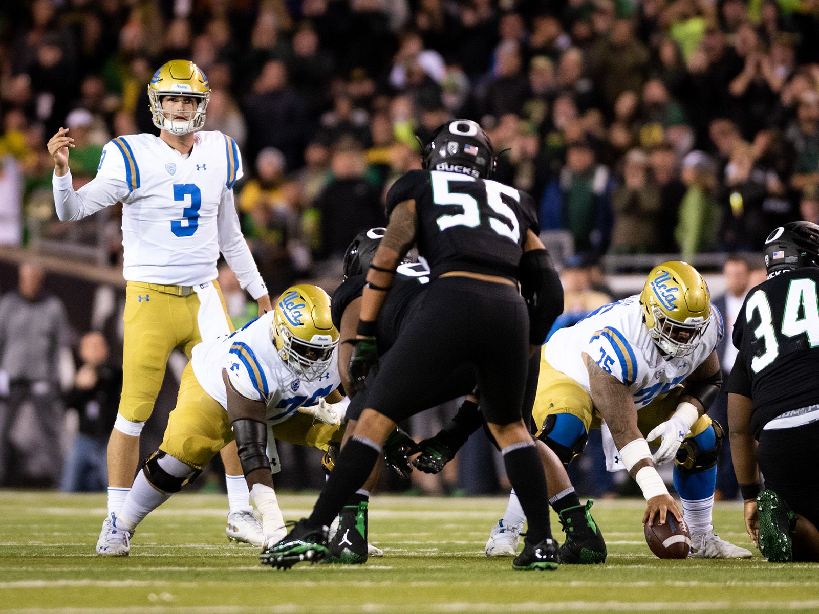 Partita football UCLA vs Oregon, 1600x1200 HD, ROG Asus Laptop