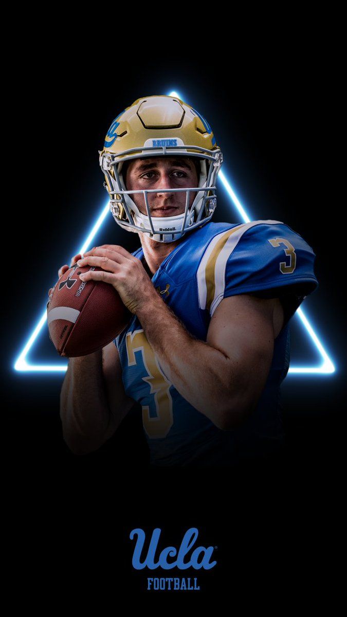 Giocatore football UCLA con casco, NCAA football, 675x1200 Full HD Verticale, Smartphone