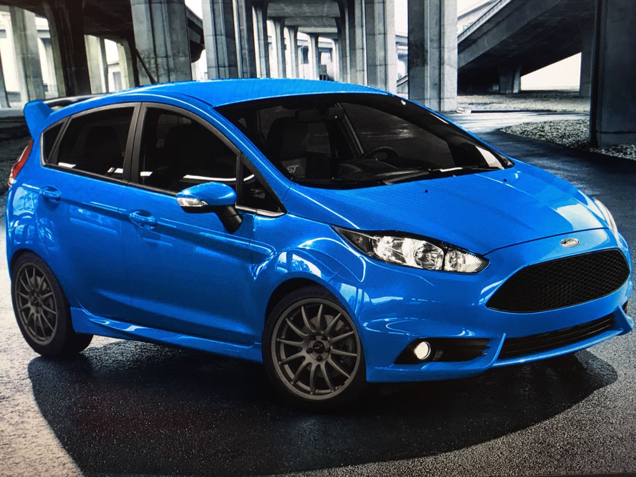 Ford Fiesta ST blu, 2048x1536 2K, iMac