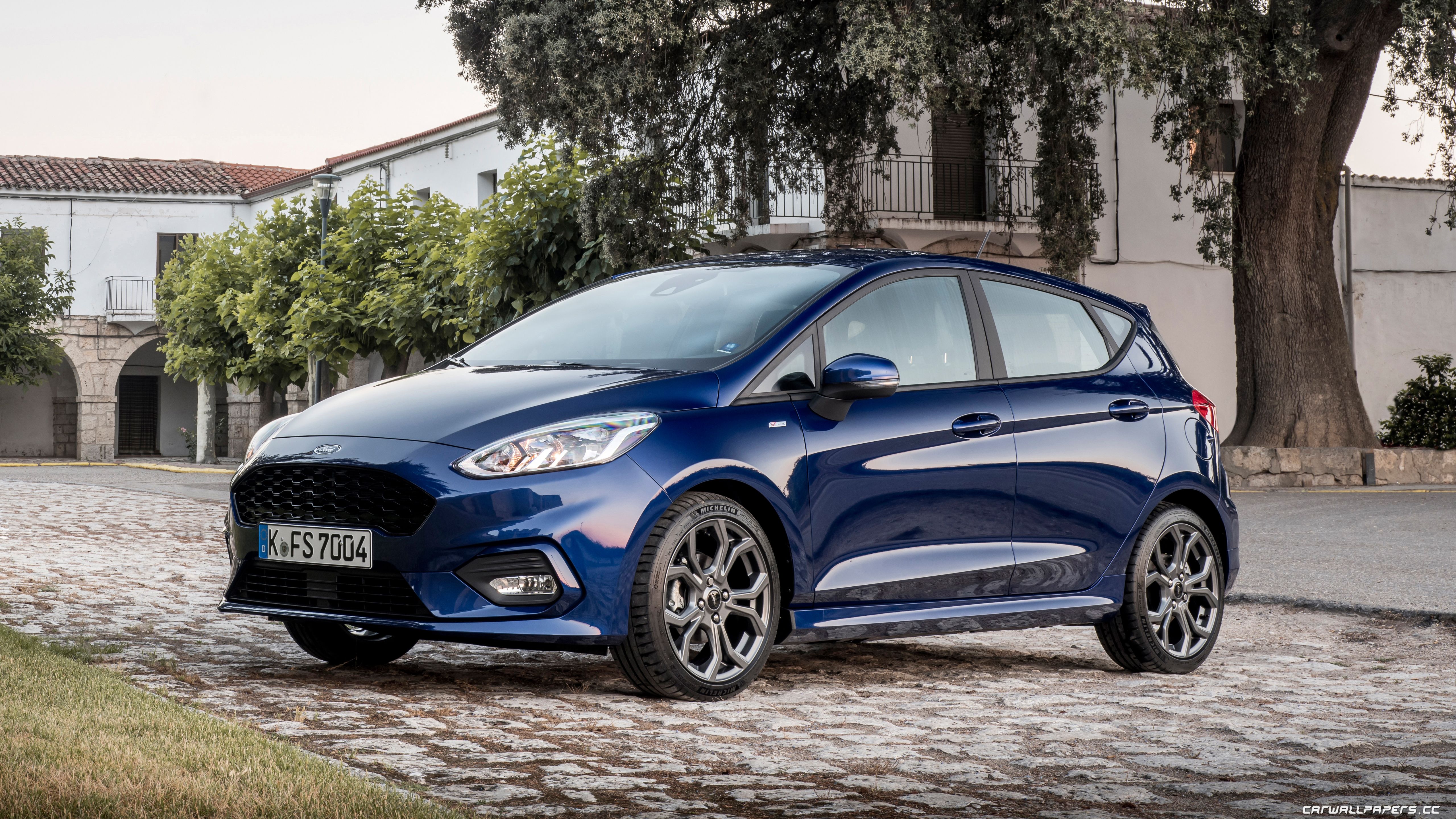 Ford Fiesta ST blu, 5120x2880 4K, Desktop 4K
