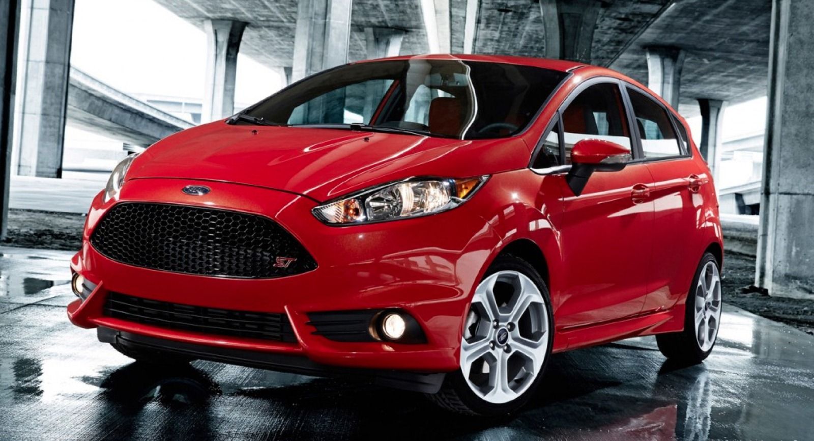Ford Fiesta ST rossa, 1600x866 900p, PC
