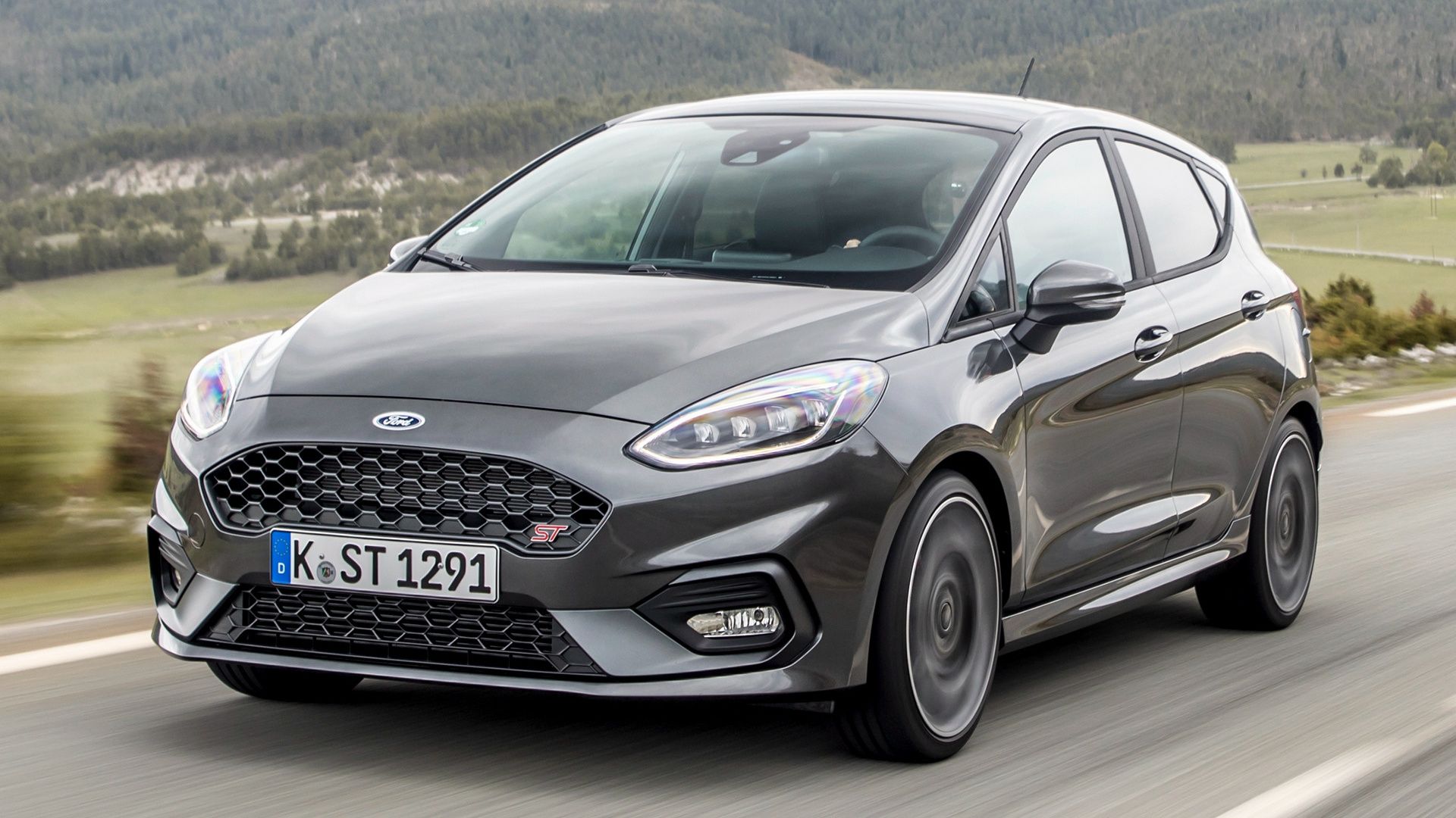 Ford Fiesta ST grigia su strada, 1920x1080 Full HD, Desktop