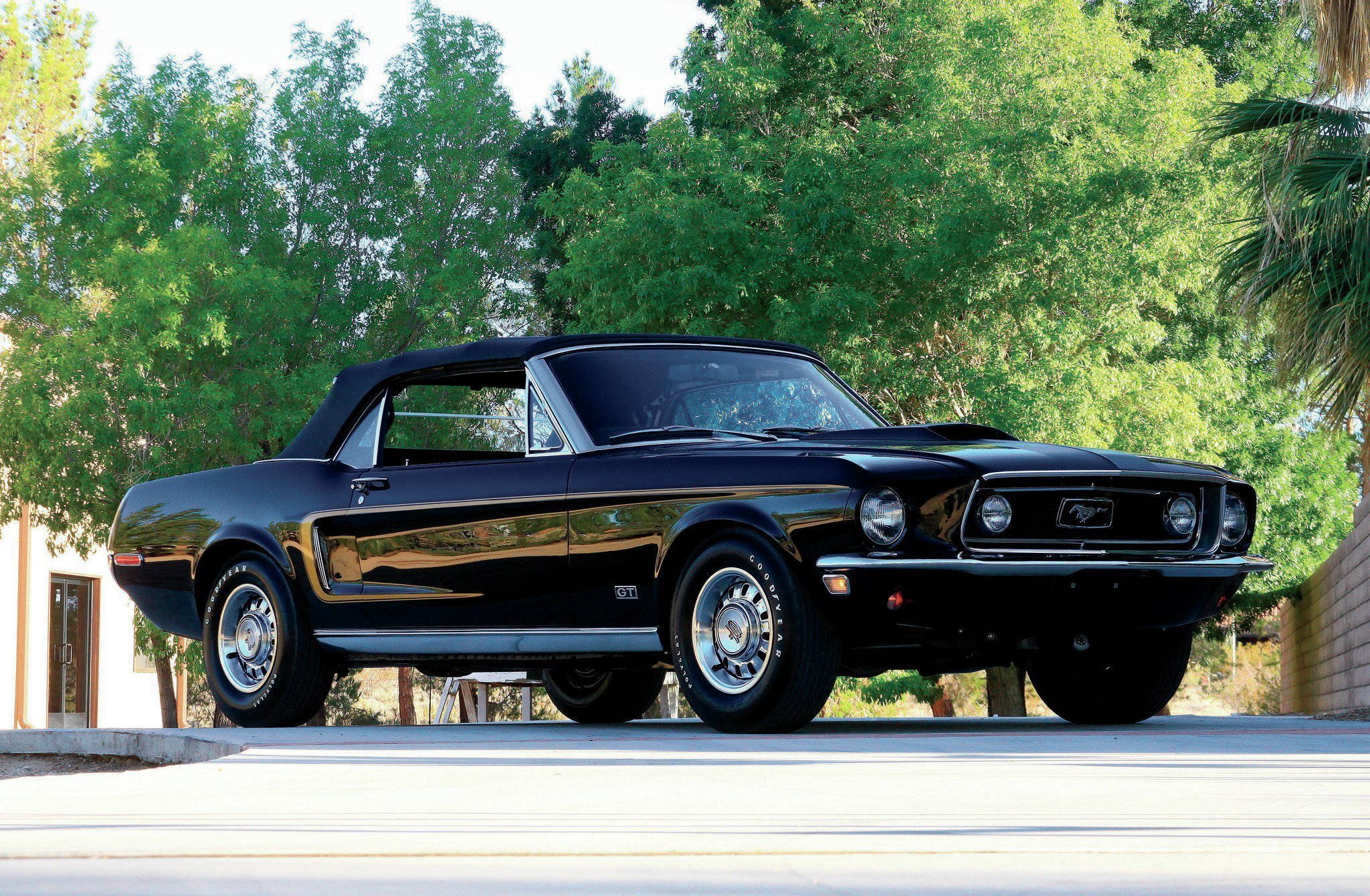 Ford Mustang 1968 nera cabriolet, 2048x1340 Hi-Res, Laptop