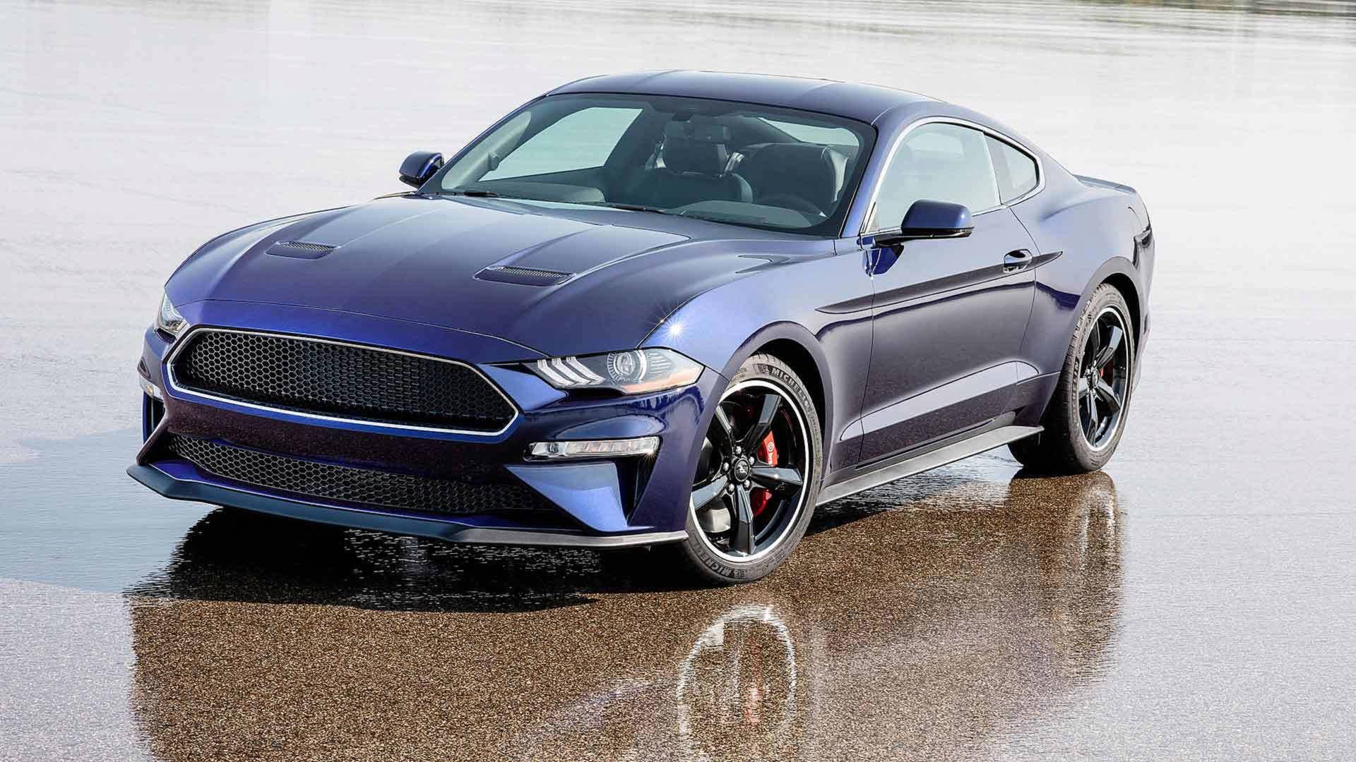 Ford Mustang blu su strada bagnata, 1920x1080 Full HD 1080p, Desktop