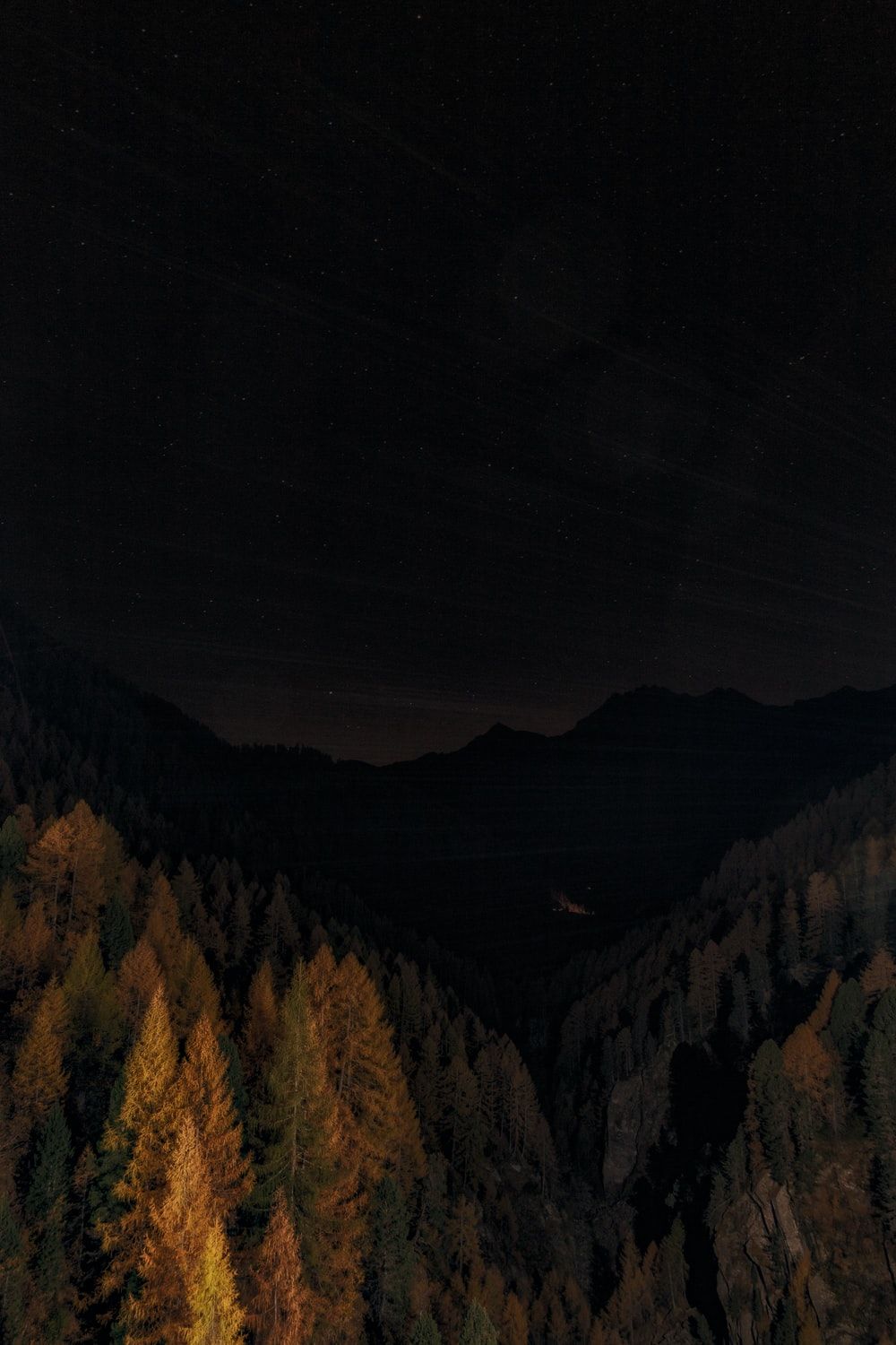 Foresta montana di notte, 1000x1500 Full HD Verticale, iPhone