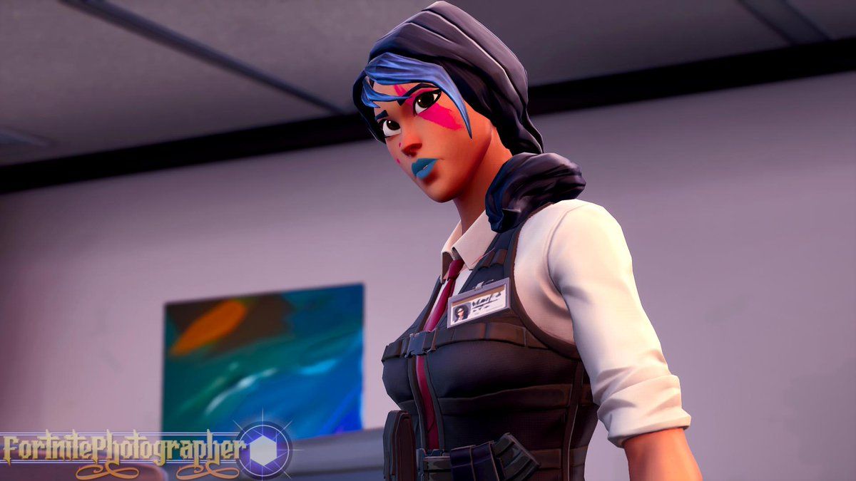 Personaggio femminile Fortnite blu, 1600x1200 900p, Laptop